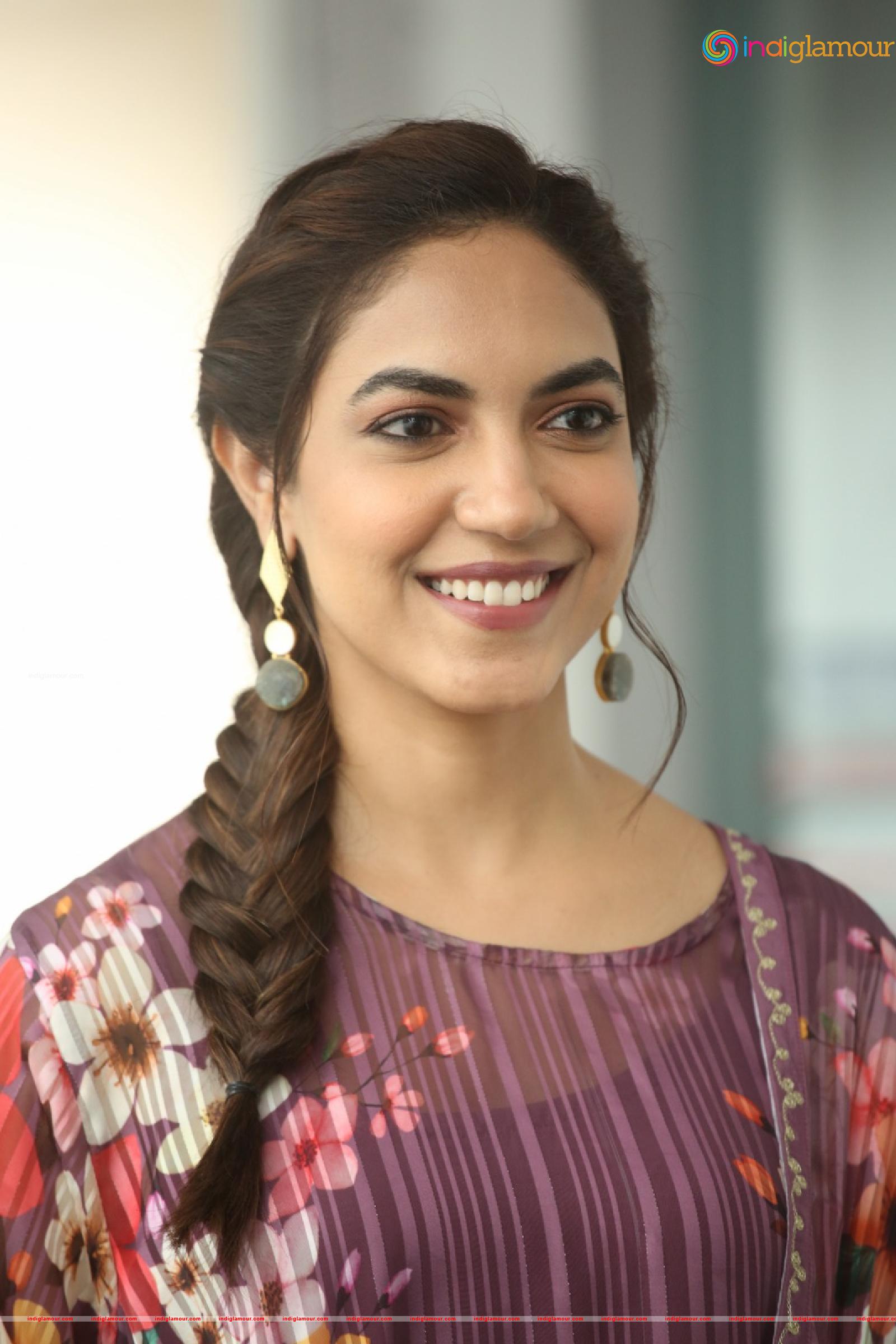 Ritu Varma Actress hd photo