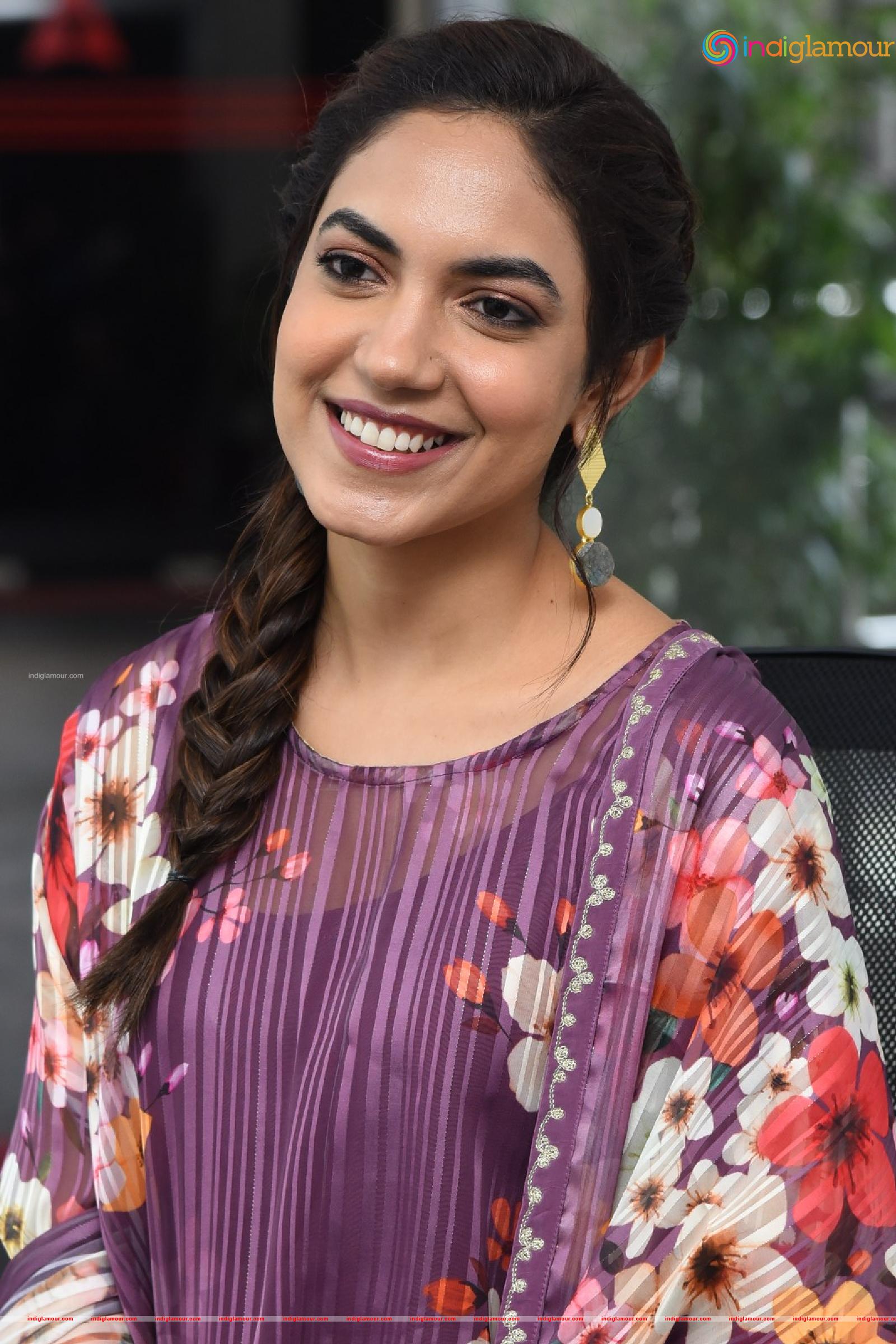 Ritu Varma Actress hd photo