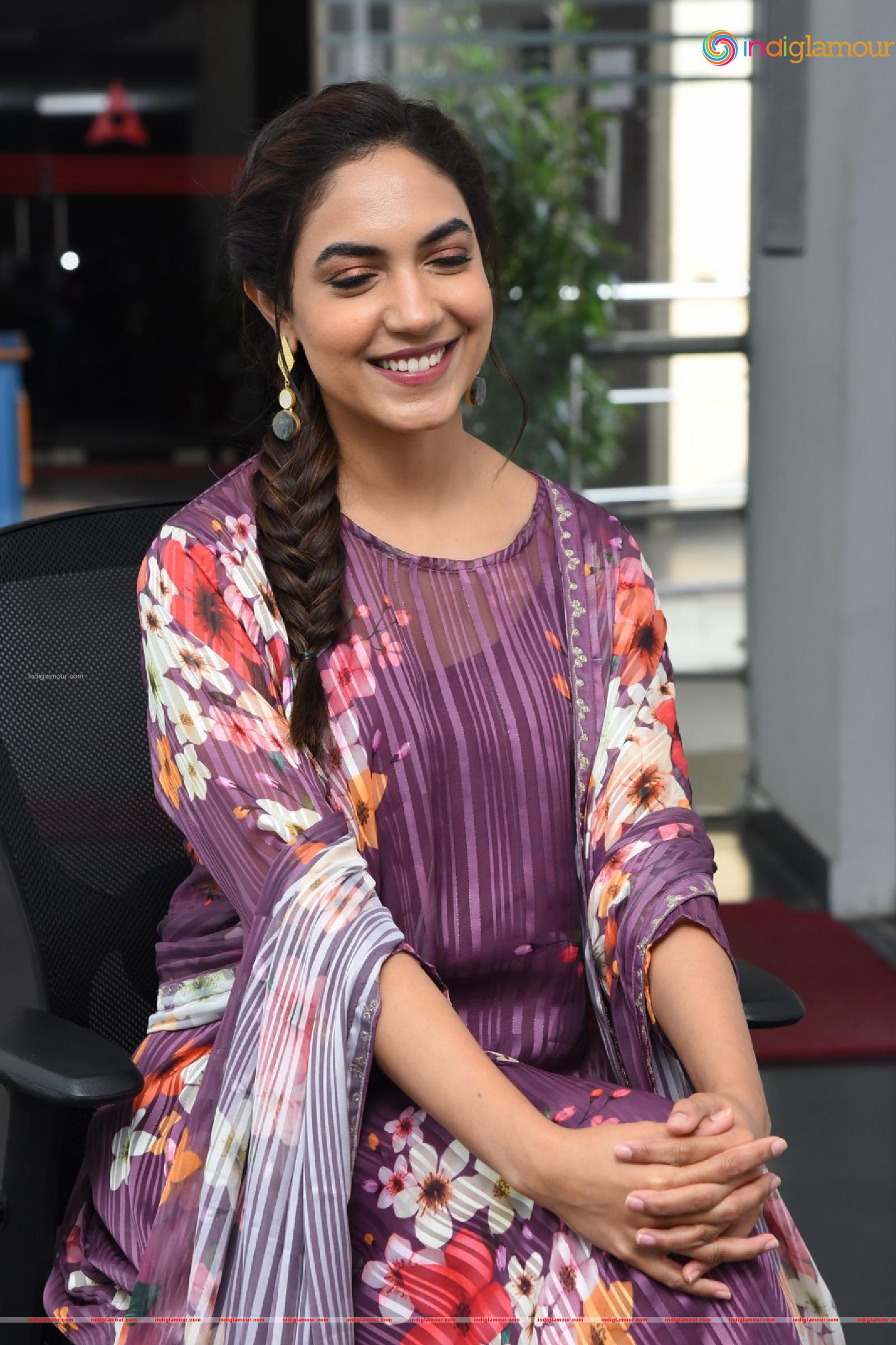 Ritu Varma Actress hd photo