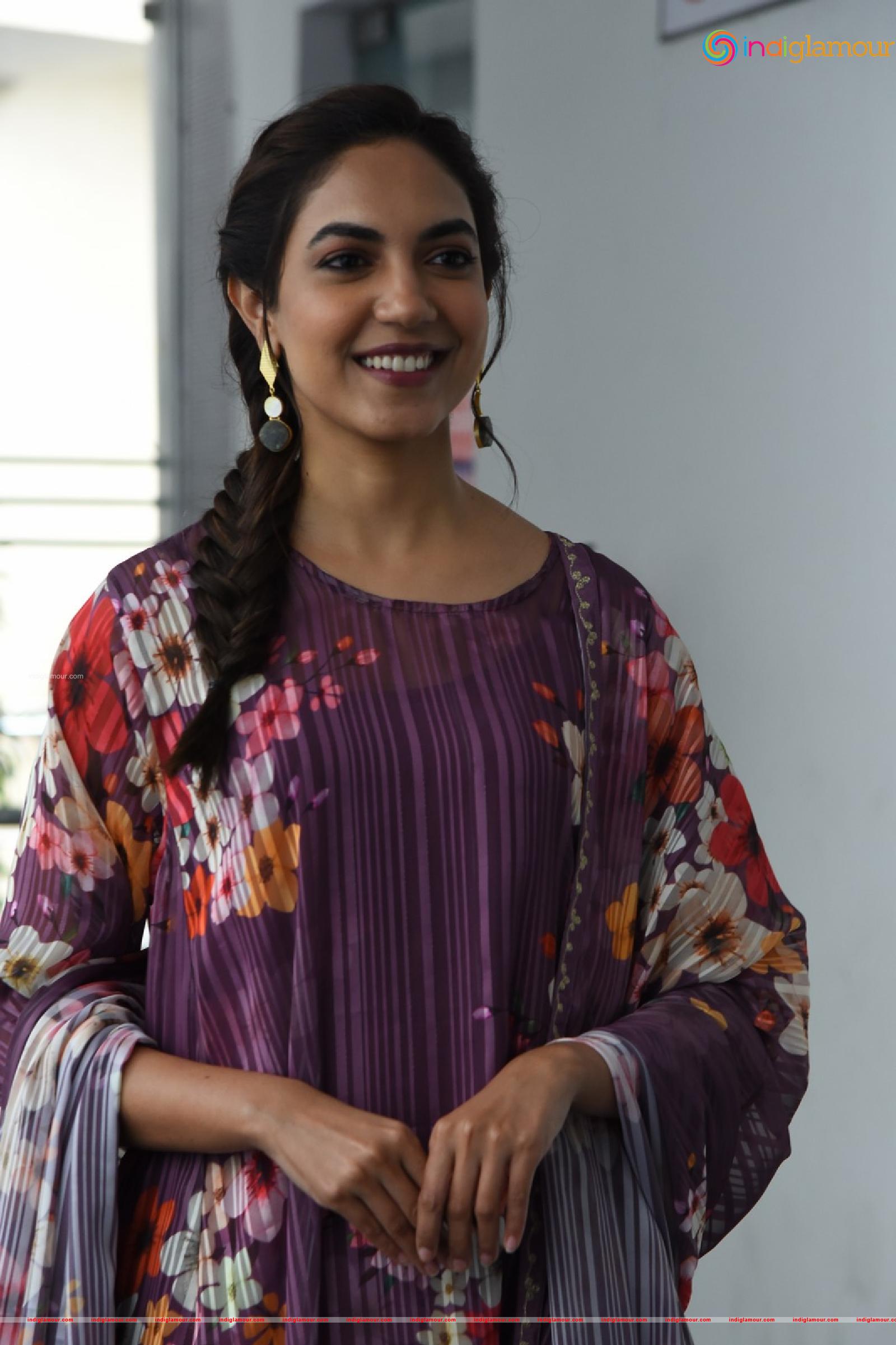 Ritu Varma Actress hd photo