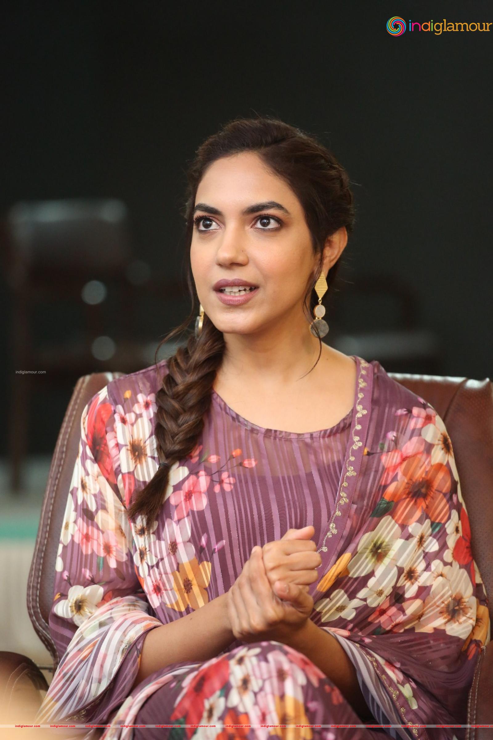 Ritu Varma Actress hd photo