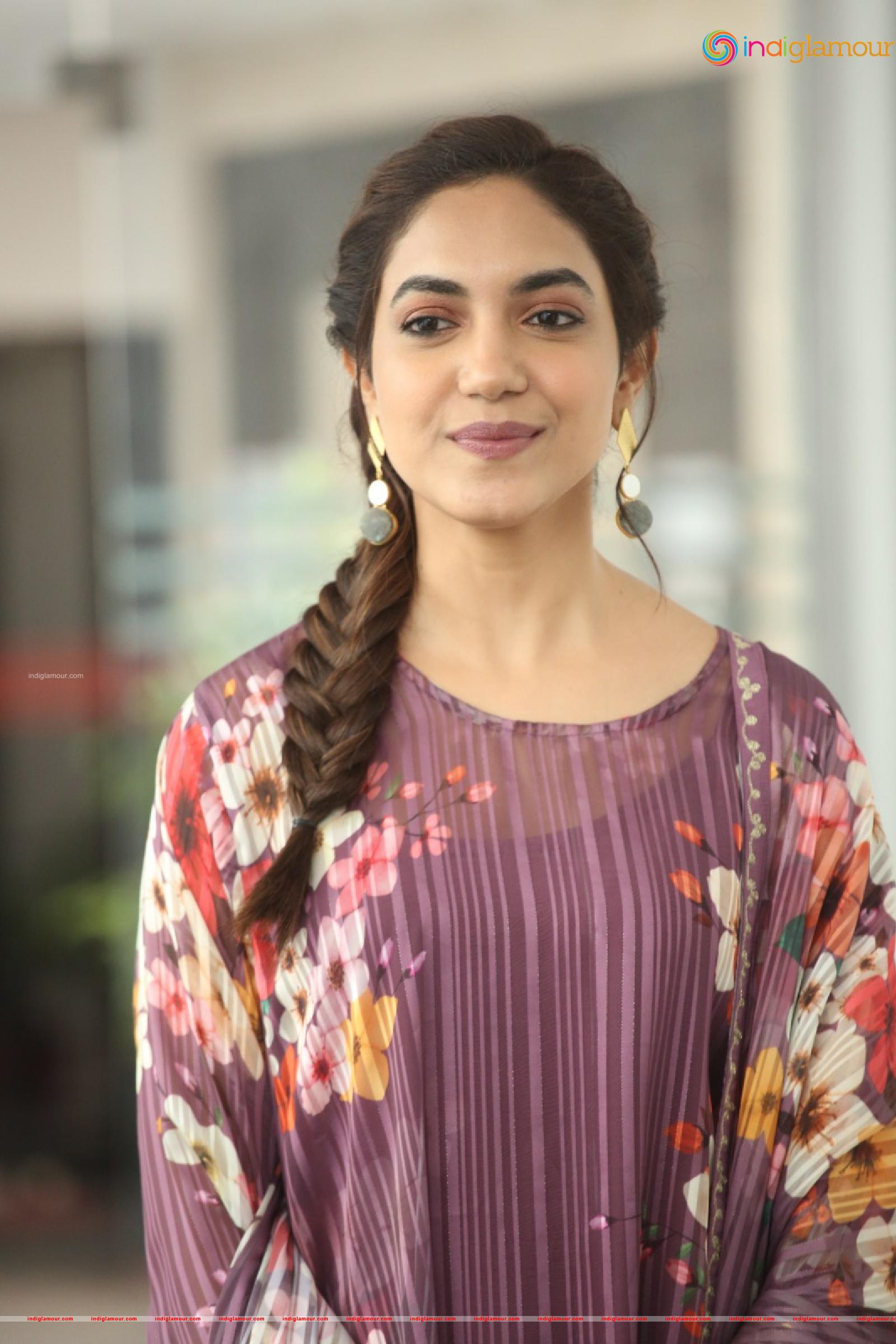 Ritu Varma Actress hd photo