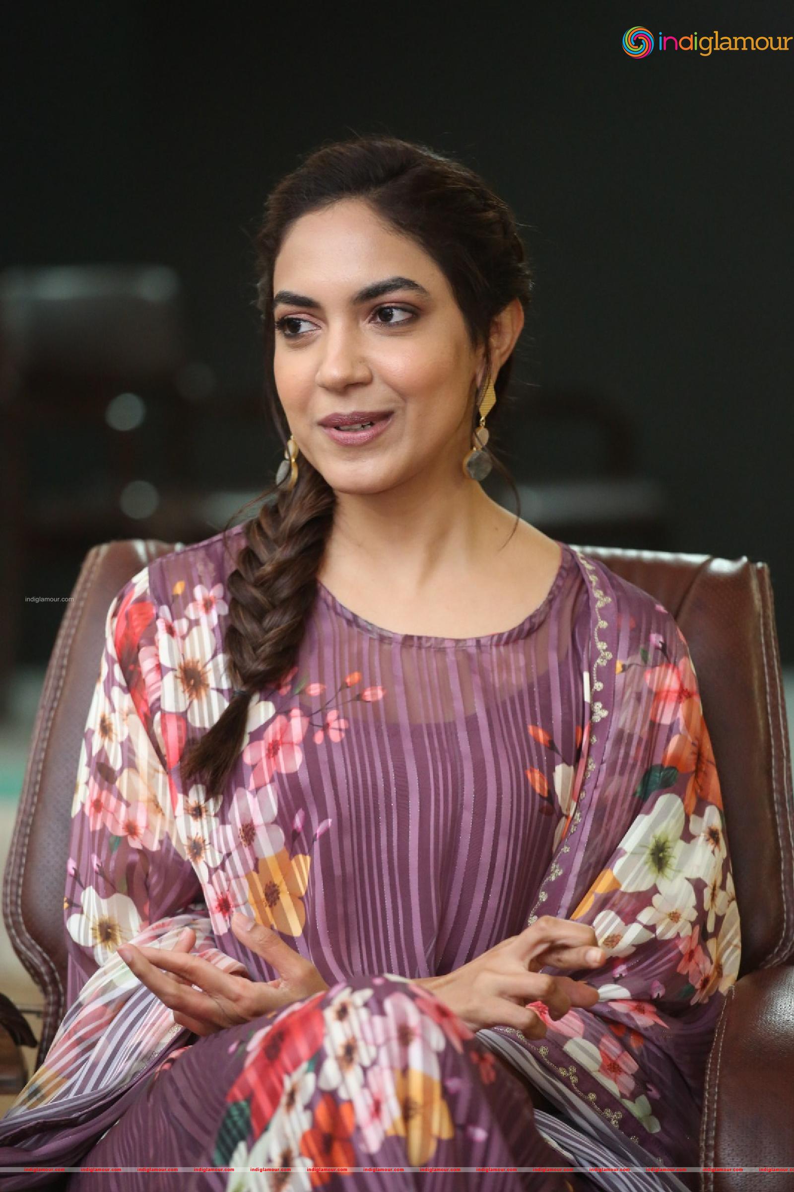 Ritu Varma Actress hd photo