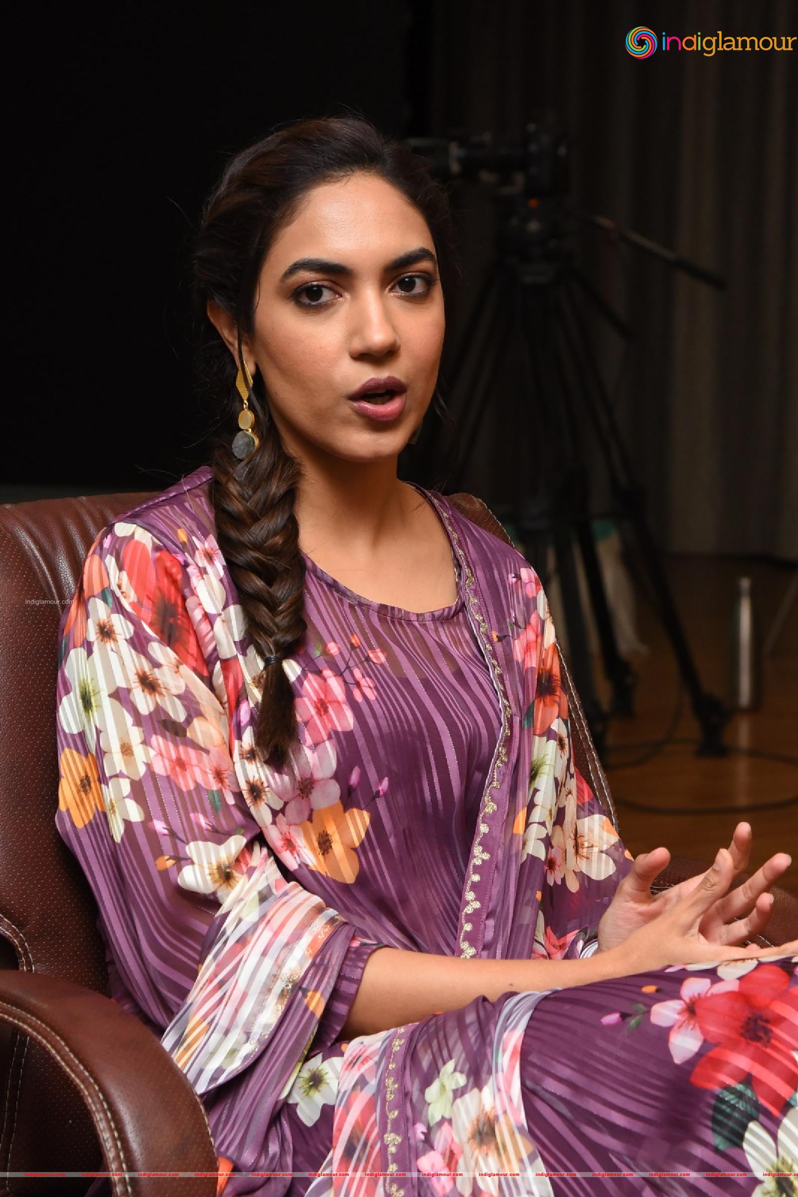 Ritu Varma Actress hd photo