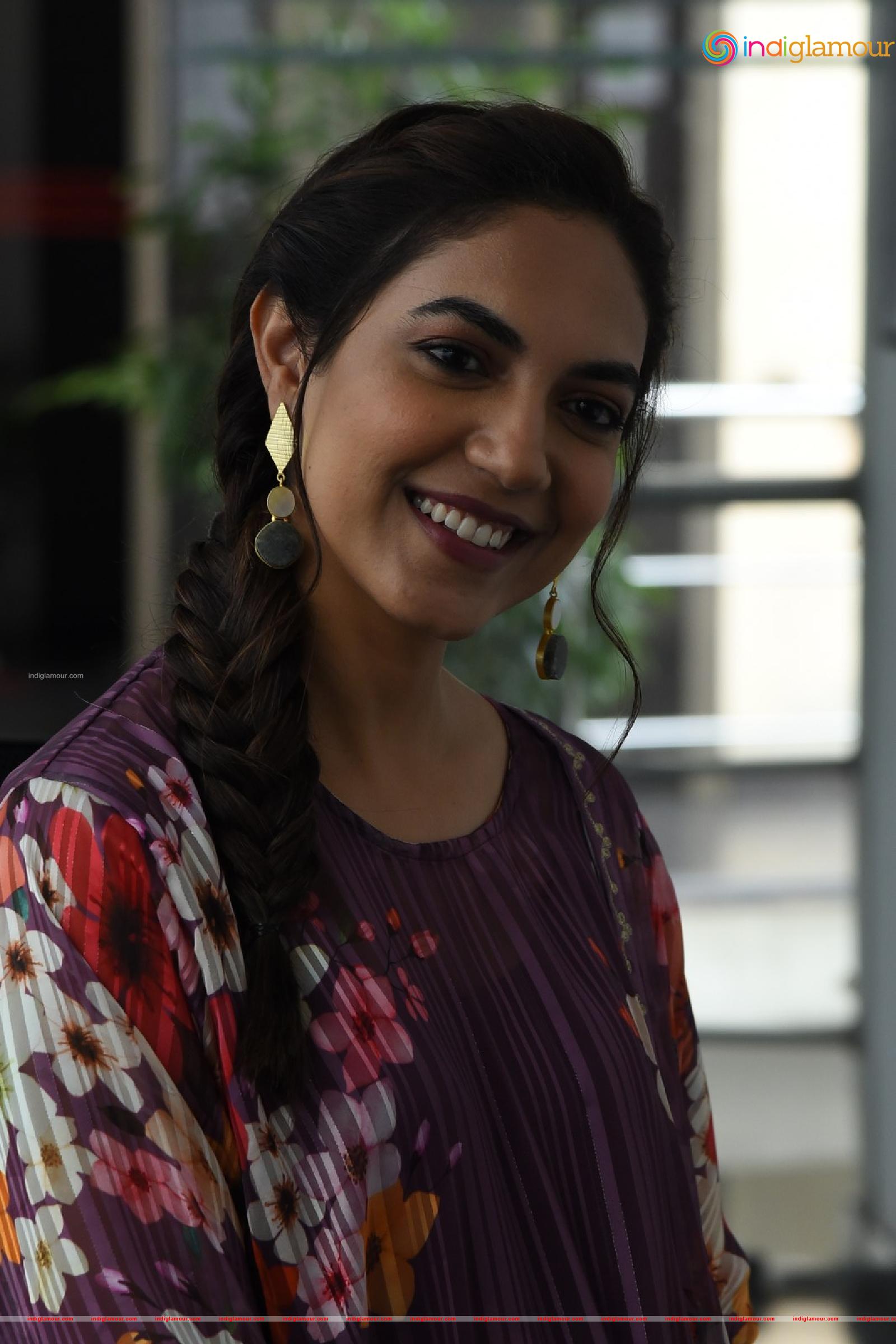 Ritu Varma Actress hd photo