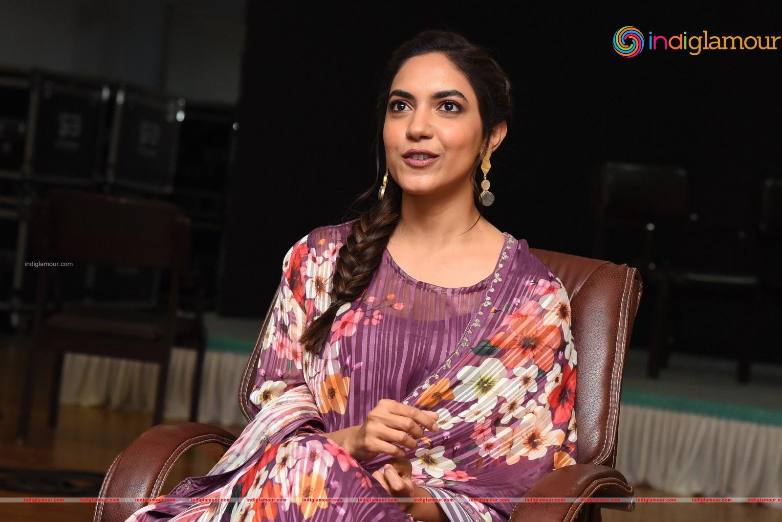 Ritu Varma Actress hd photo