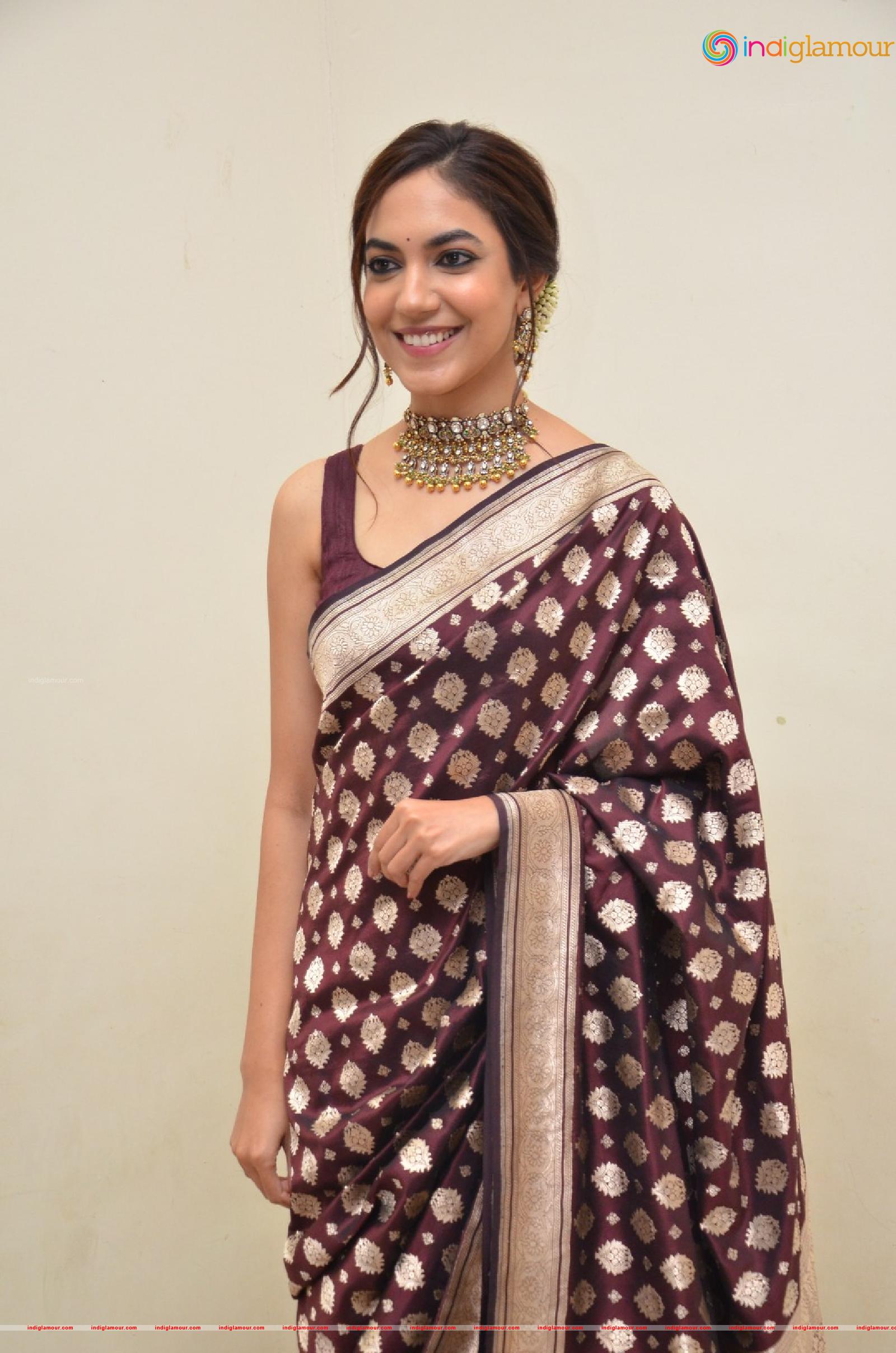 Ritu Varma Actress hd photo