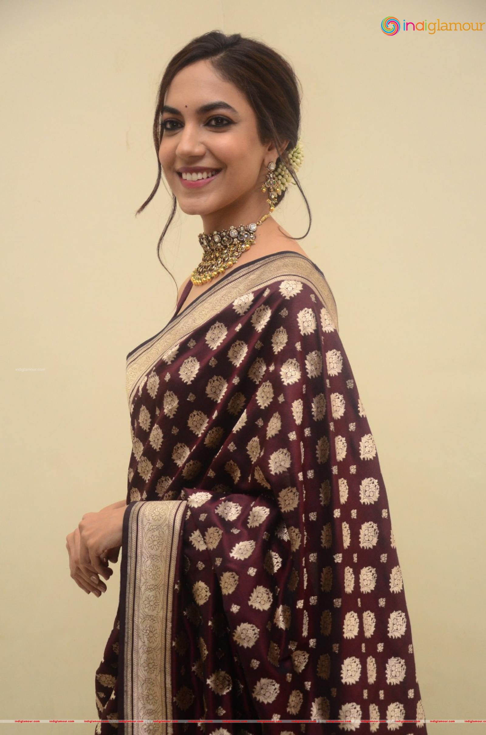 Ritu Varma Actress hd photo