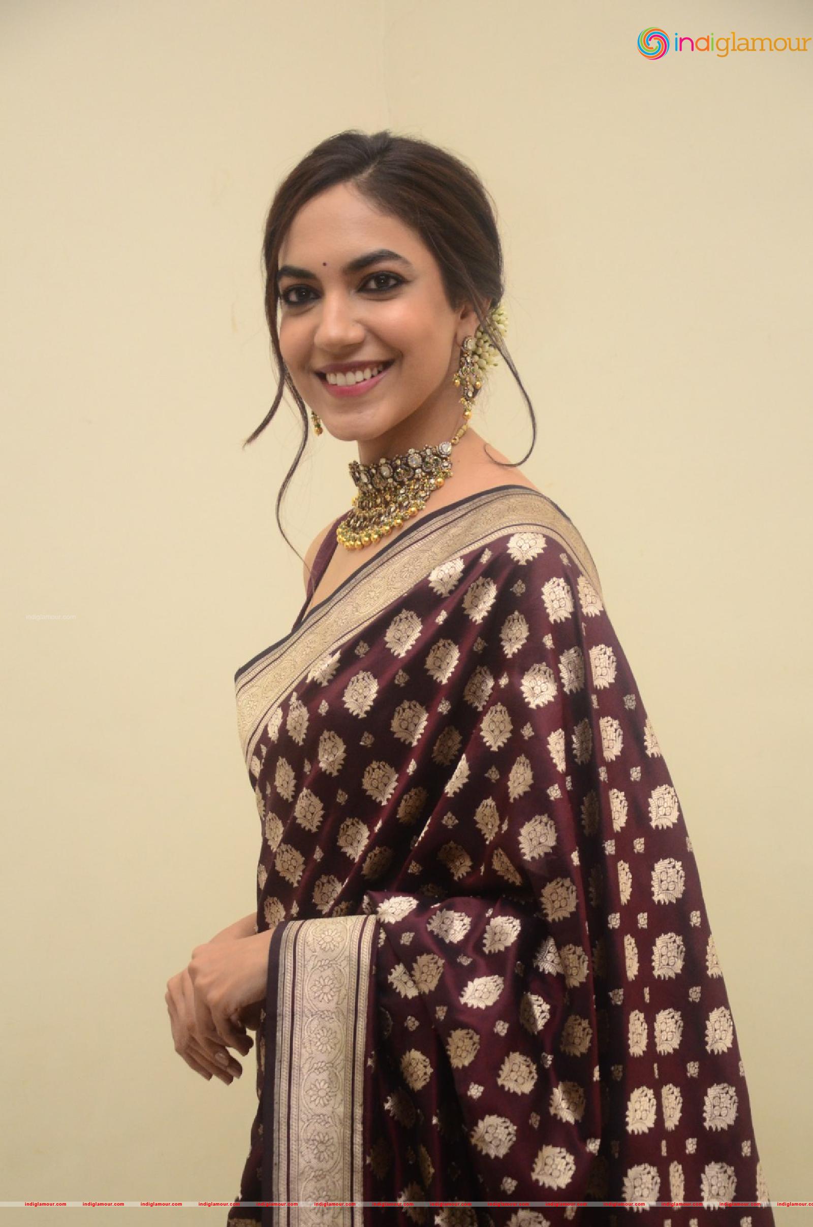 Ritu Varma Actress hd photo