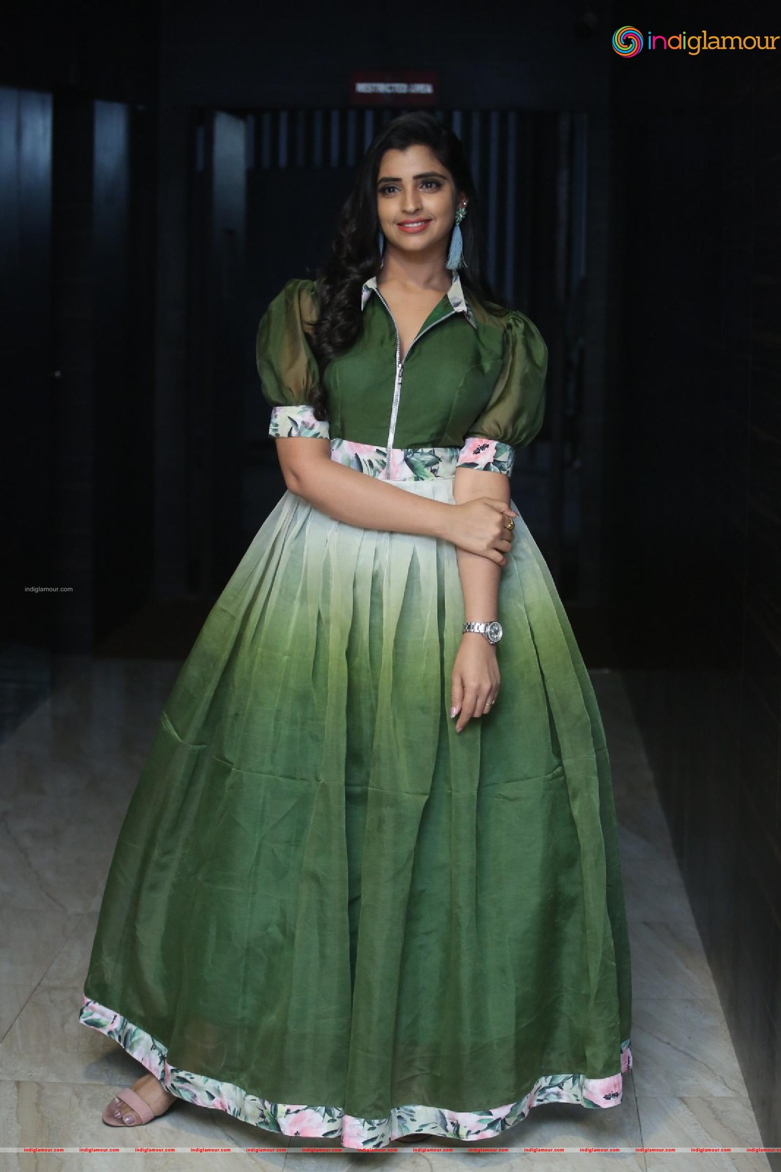 Syamala Actress hd photo