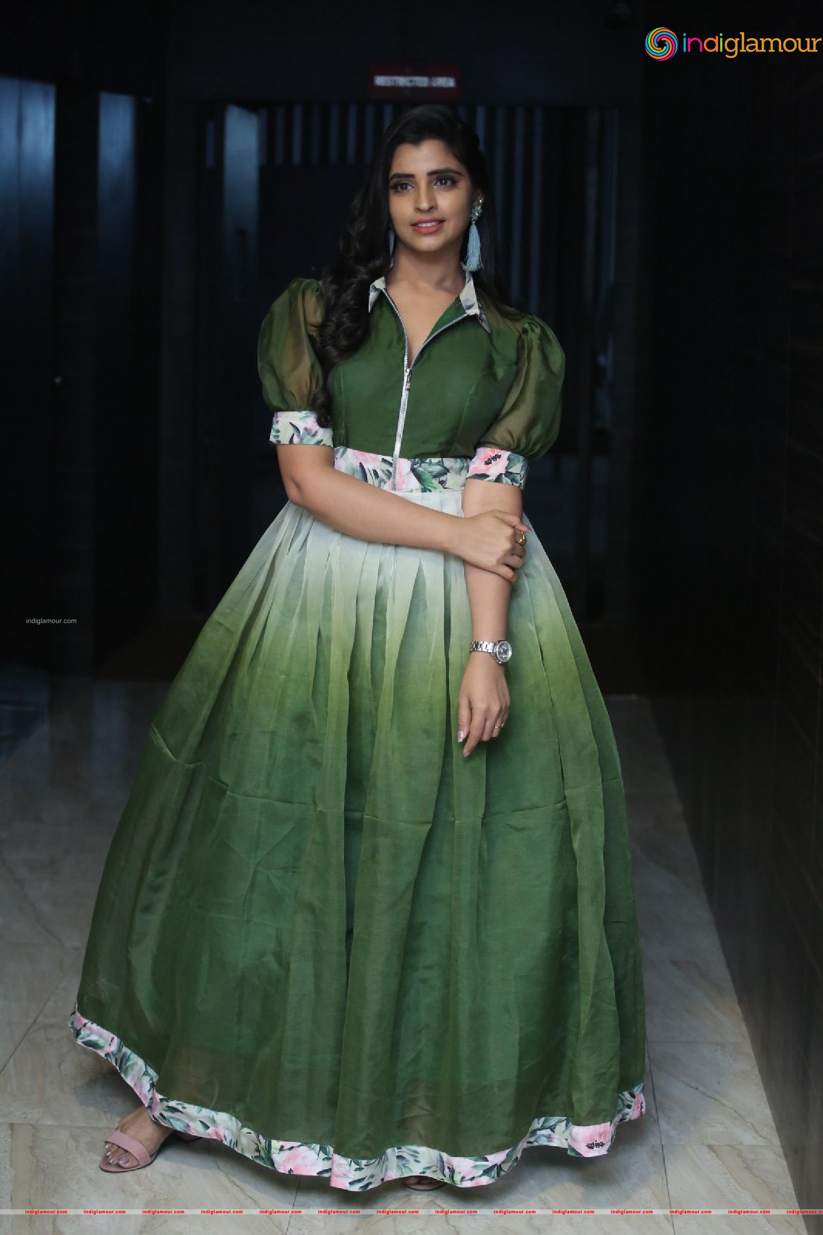Syamala Actress hd photo