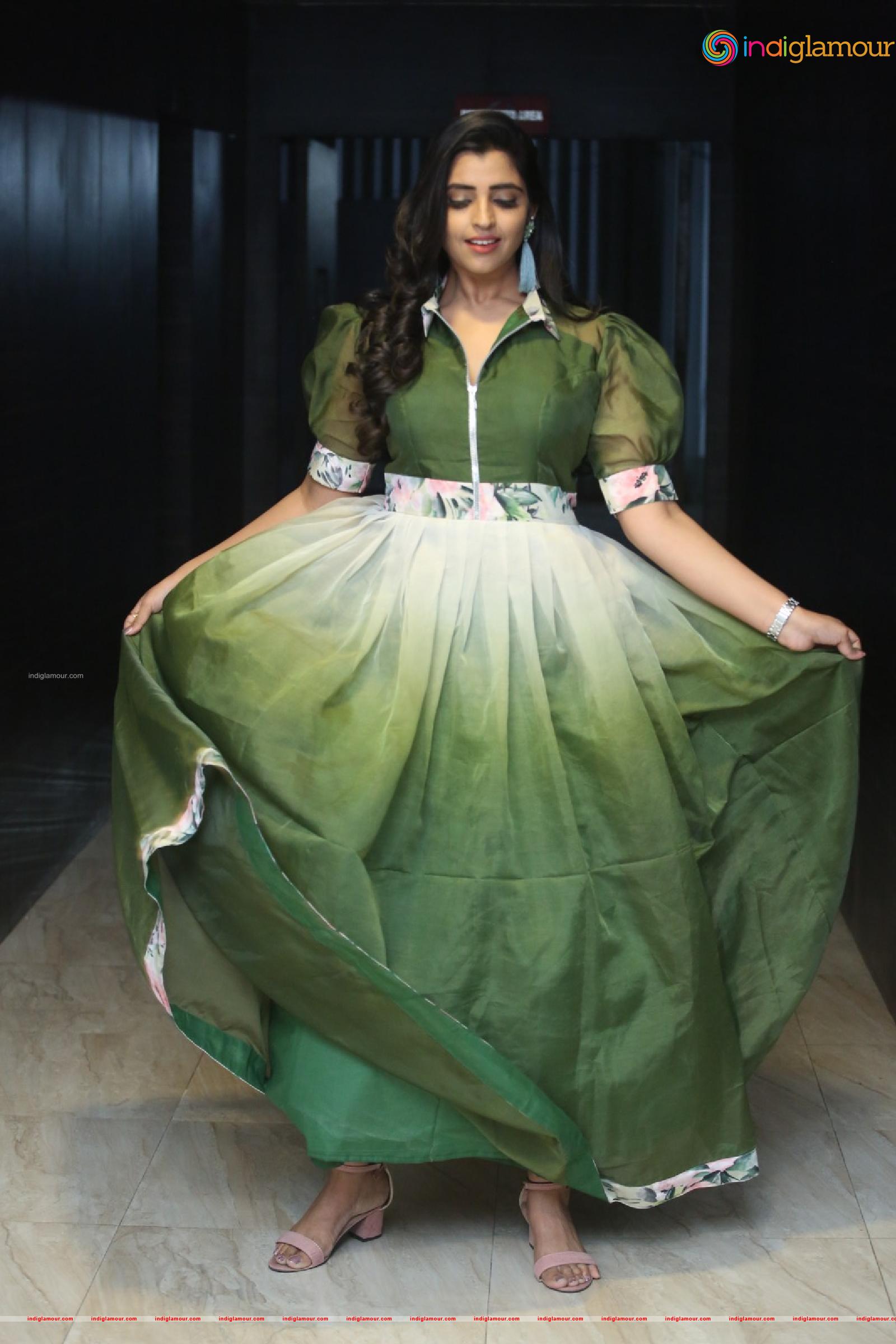 Syamala Actress hd photo