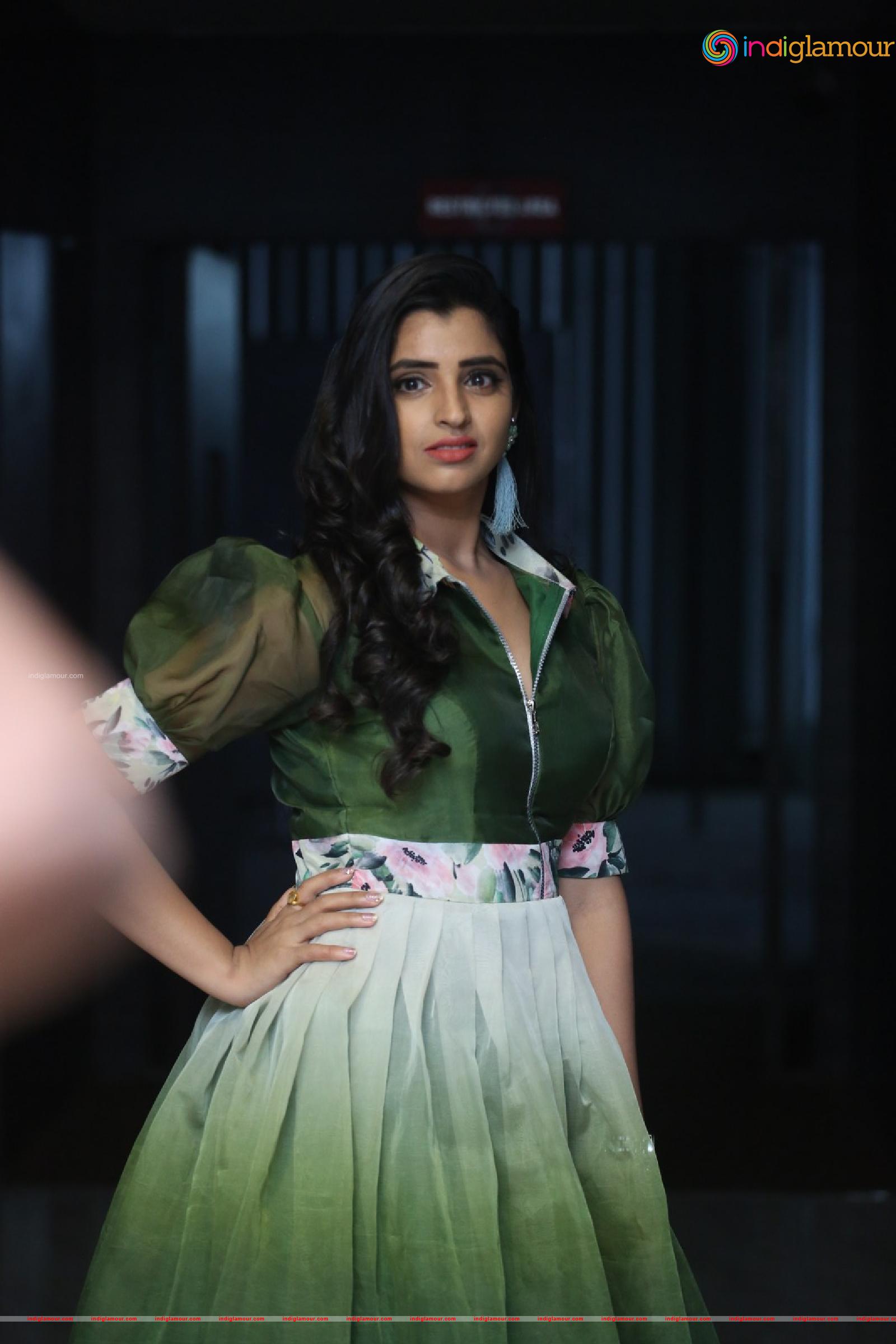 Syamala Actress hd photo