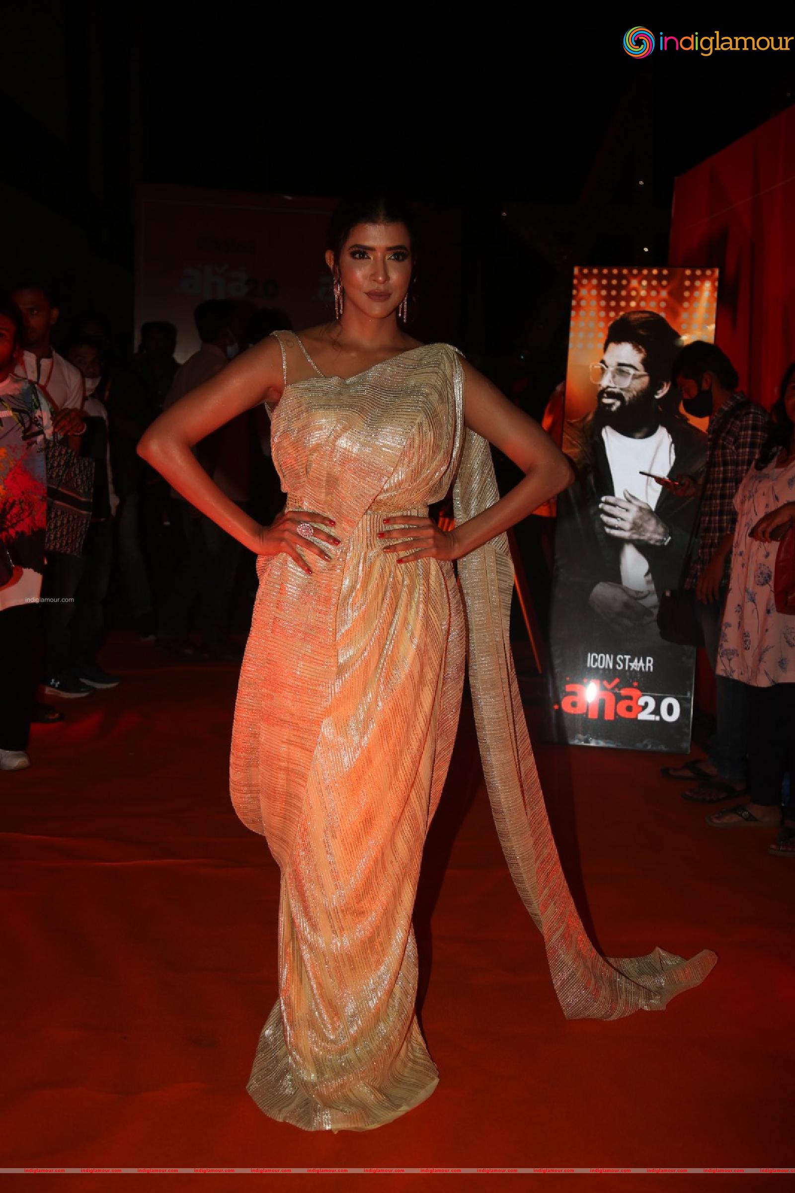 Manchu Lakshmi Actress hd photo