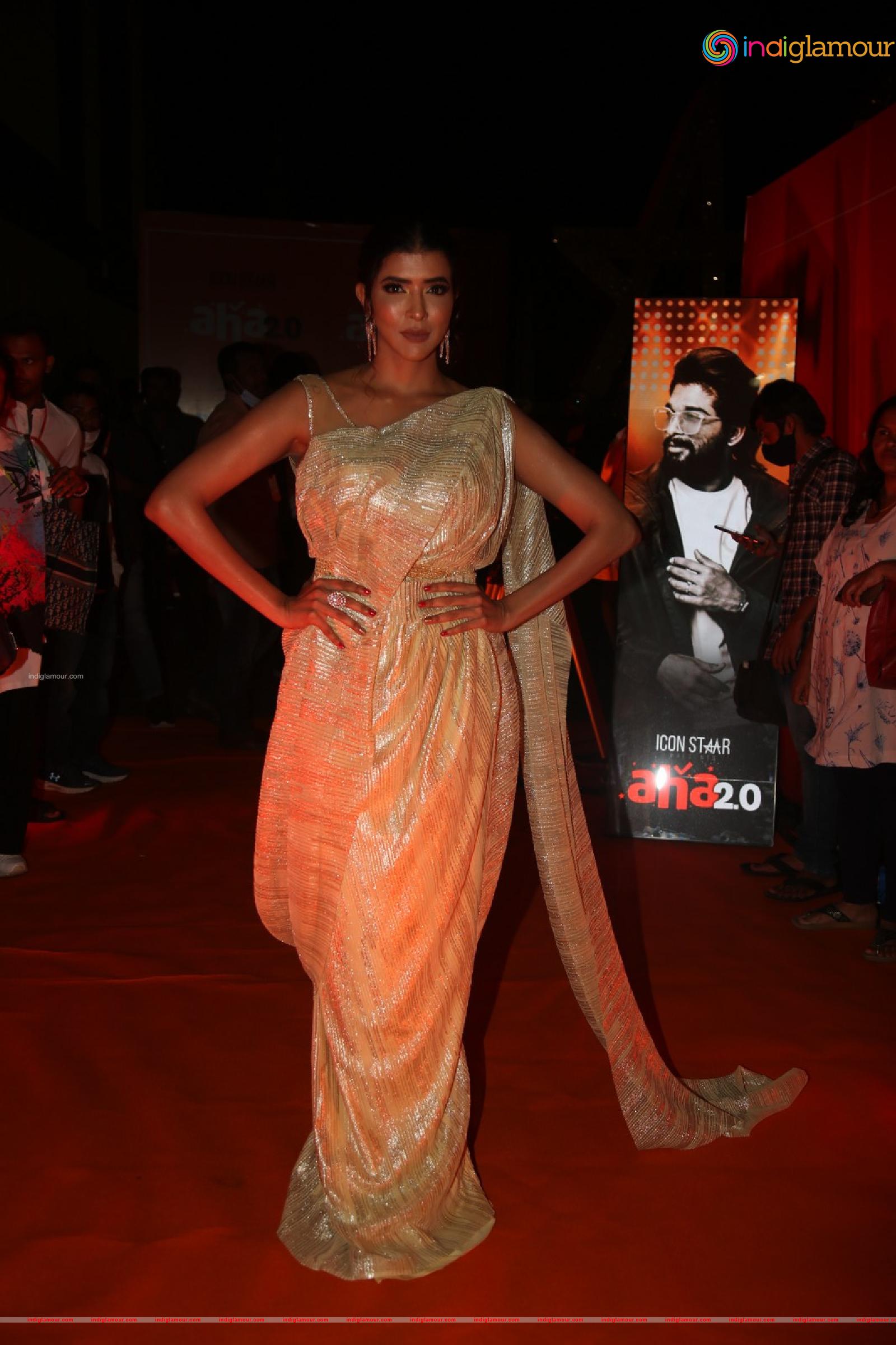 Manchu Lakshmi Actress hd photo