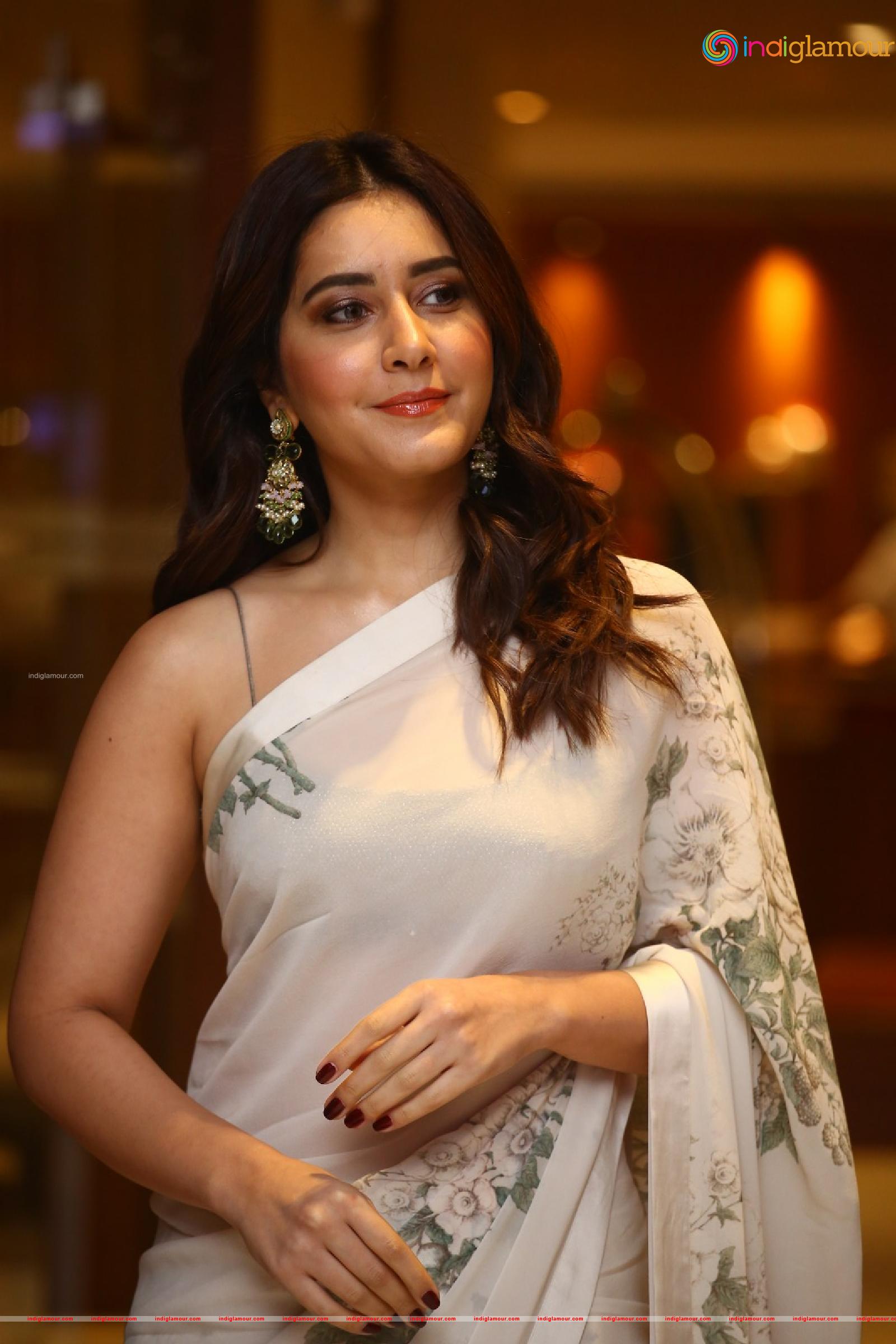 Rashi Khanna Actress hd photo
