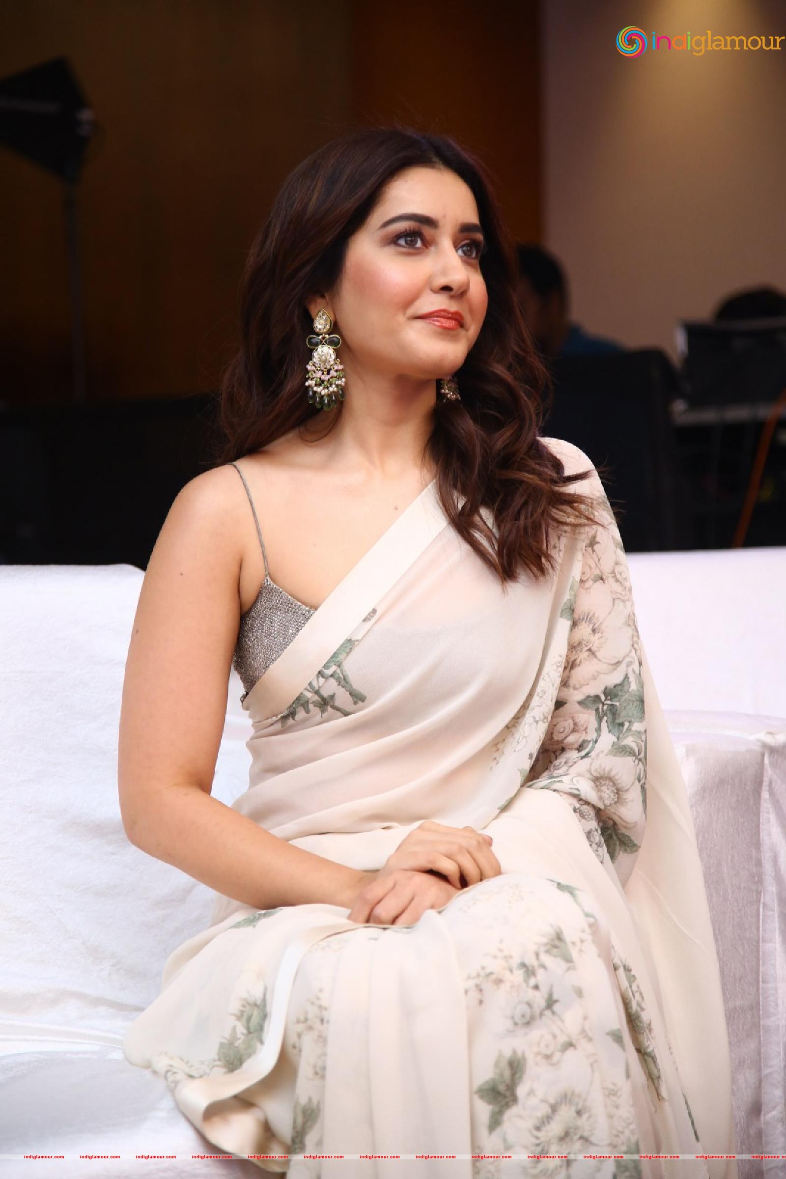 Rashi Khanna Actress hd photo