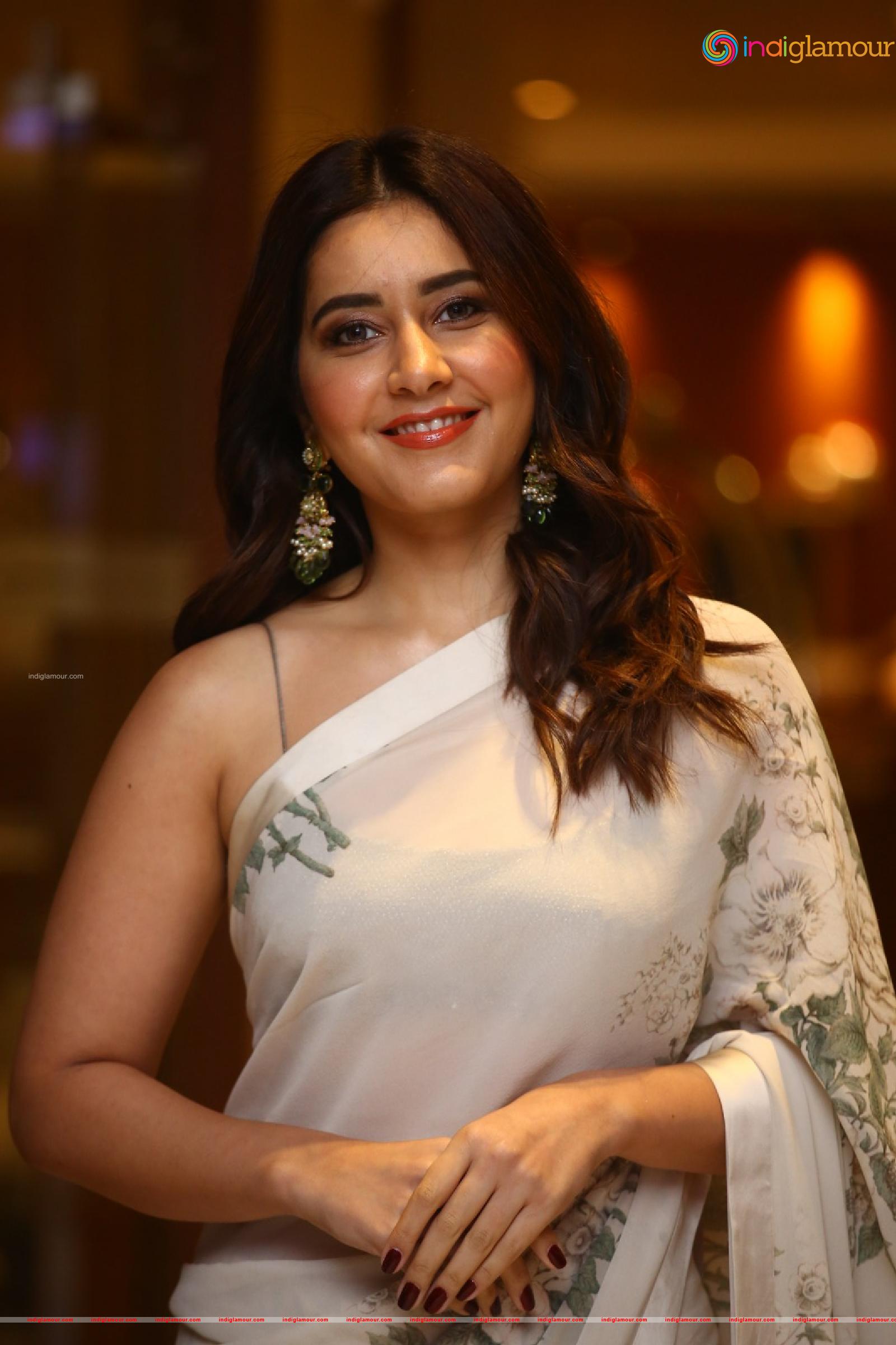 Rashi Khanna Actress hd photo