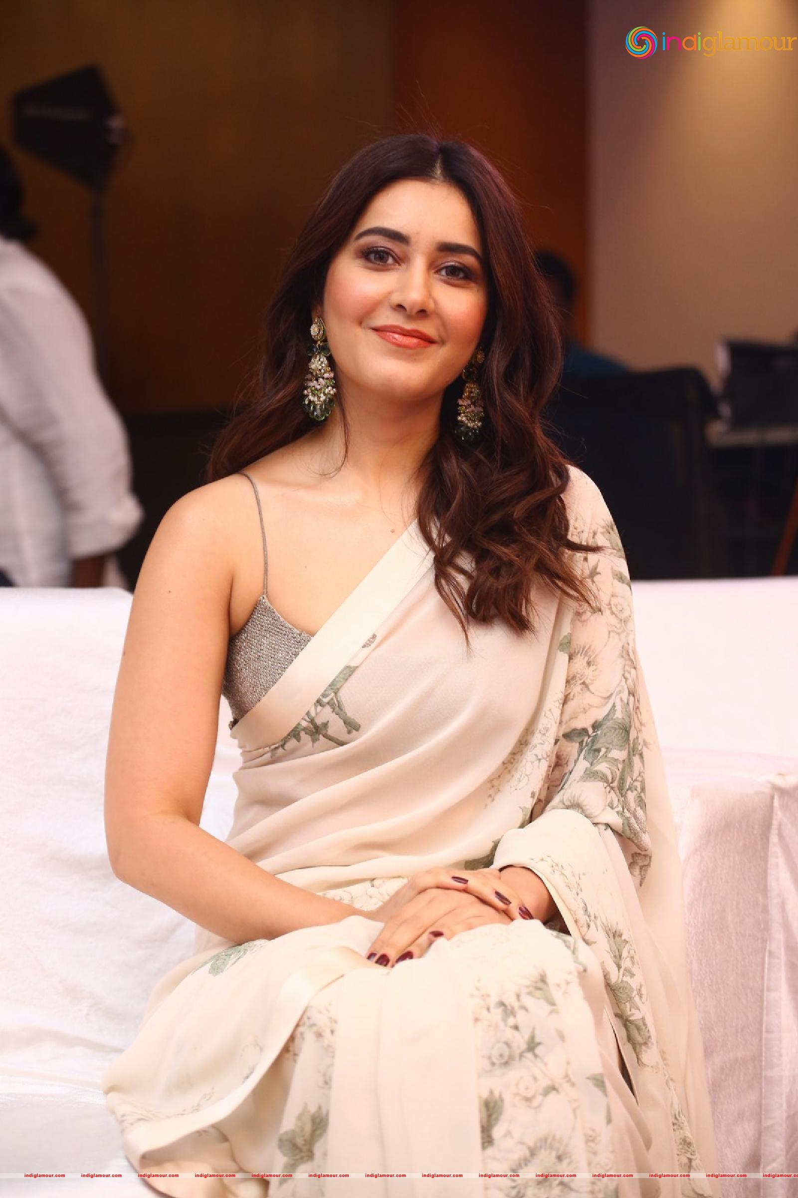 Rashi Khanna Actress hd photo