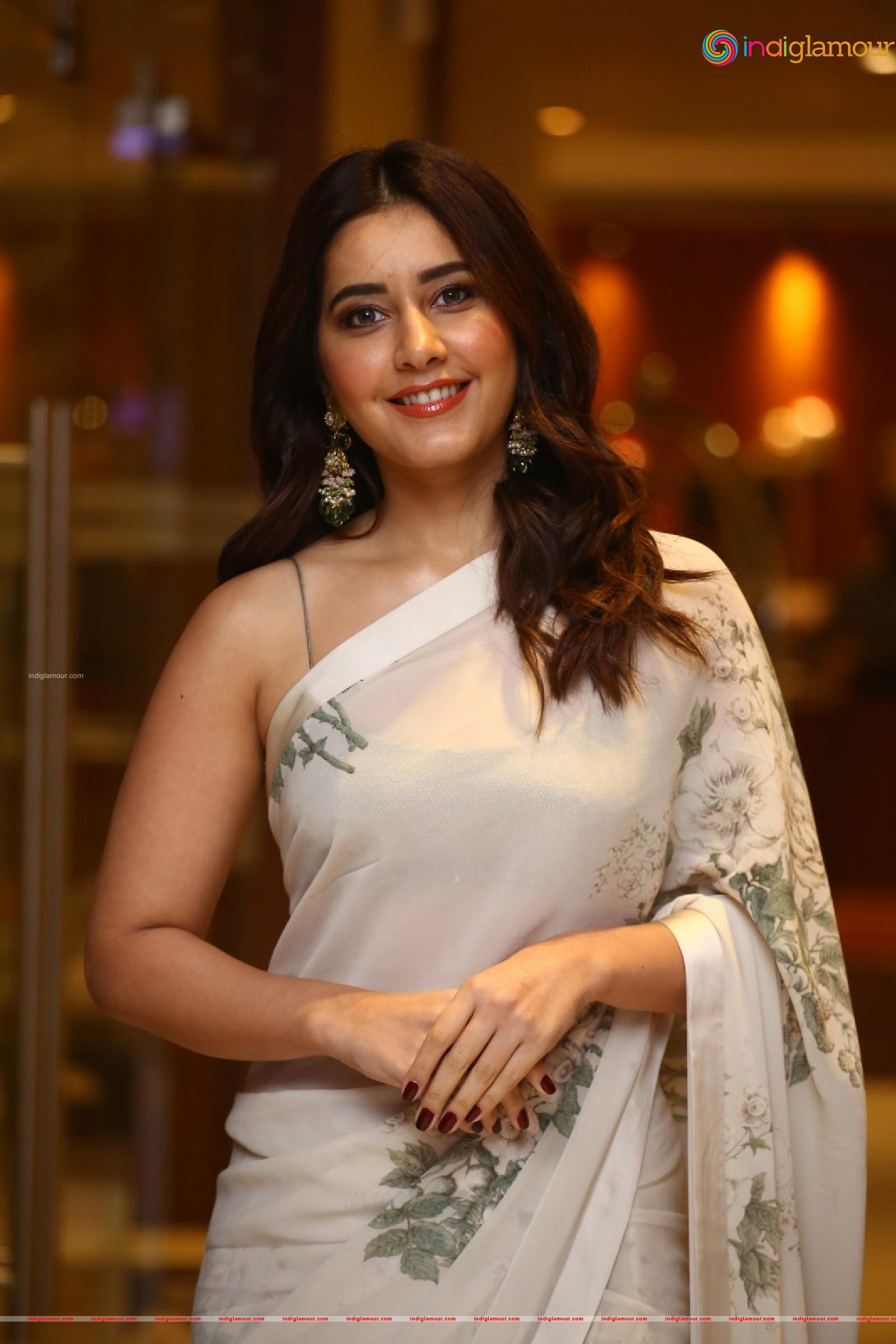 Rashi Khanna Actress hd photo