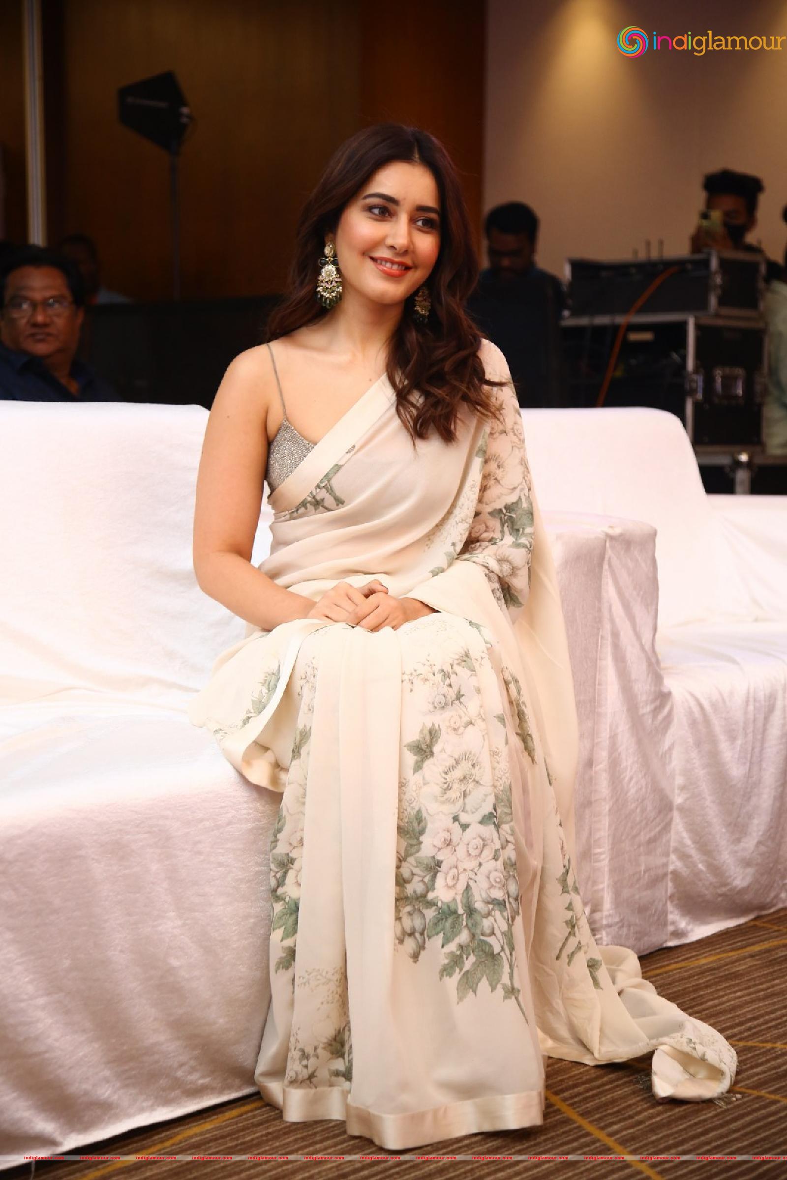 Rashi Khanna Actress hd photo