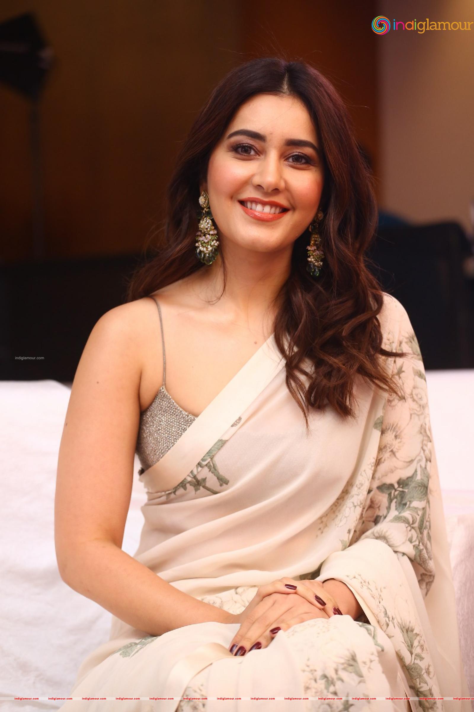 Rashi Khanna Actress hd photo