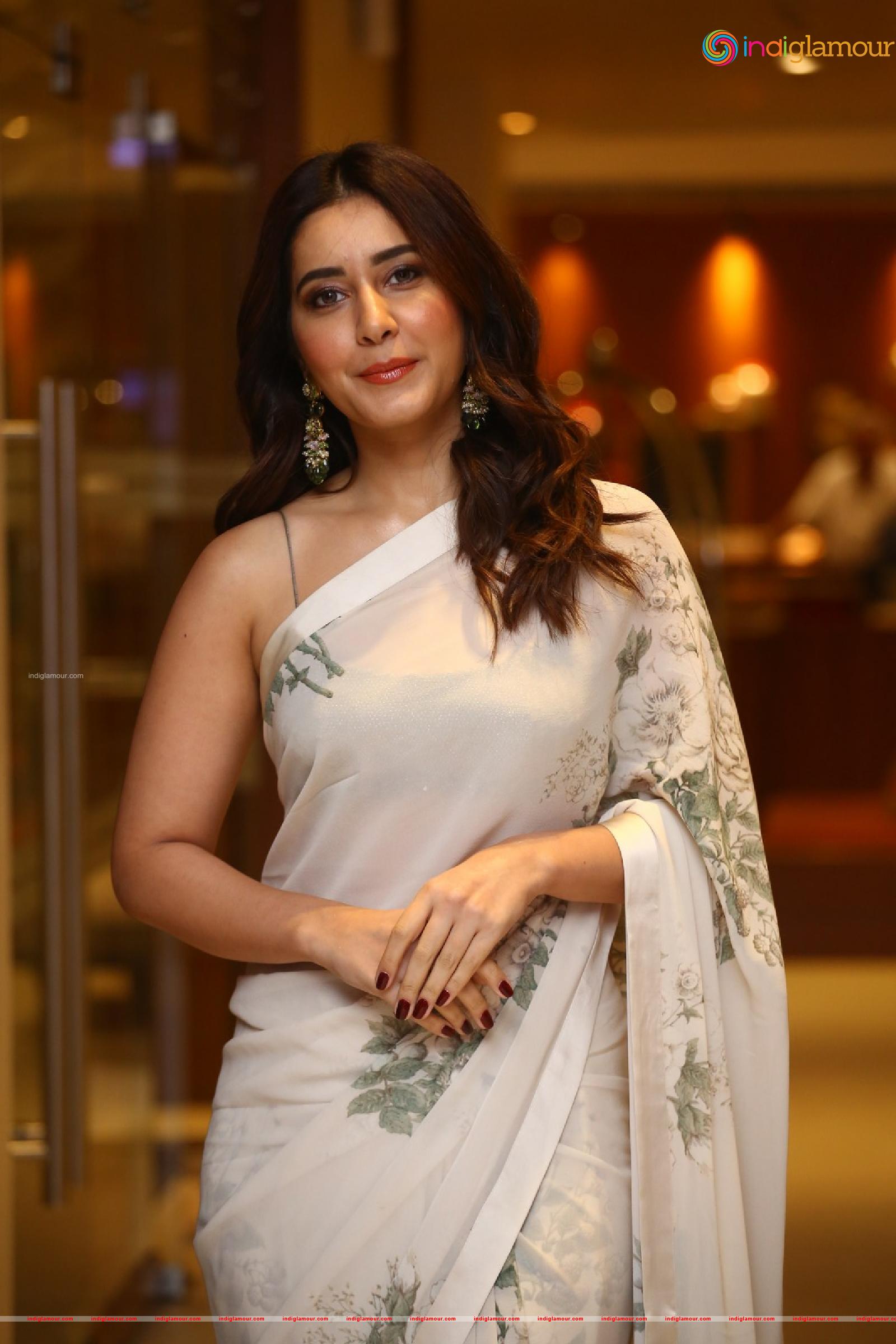 Rashi Khanna Actress hd photo