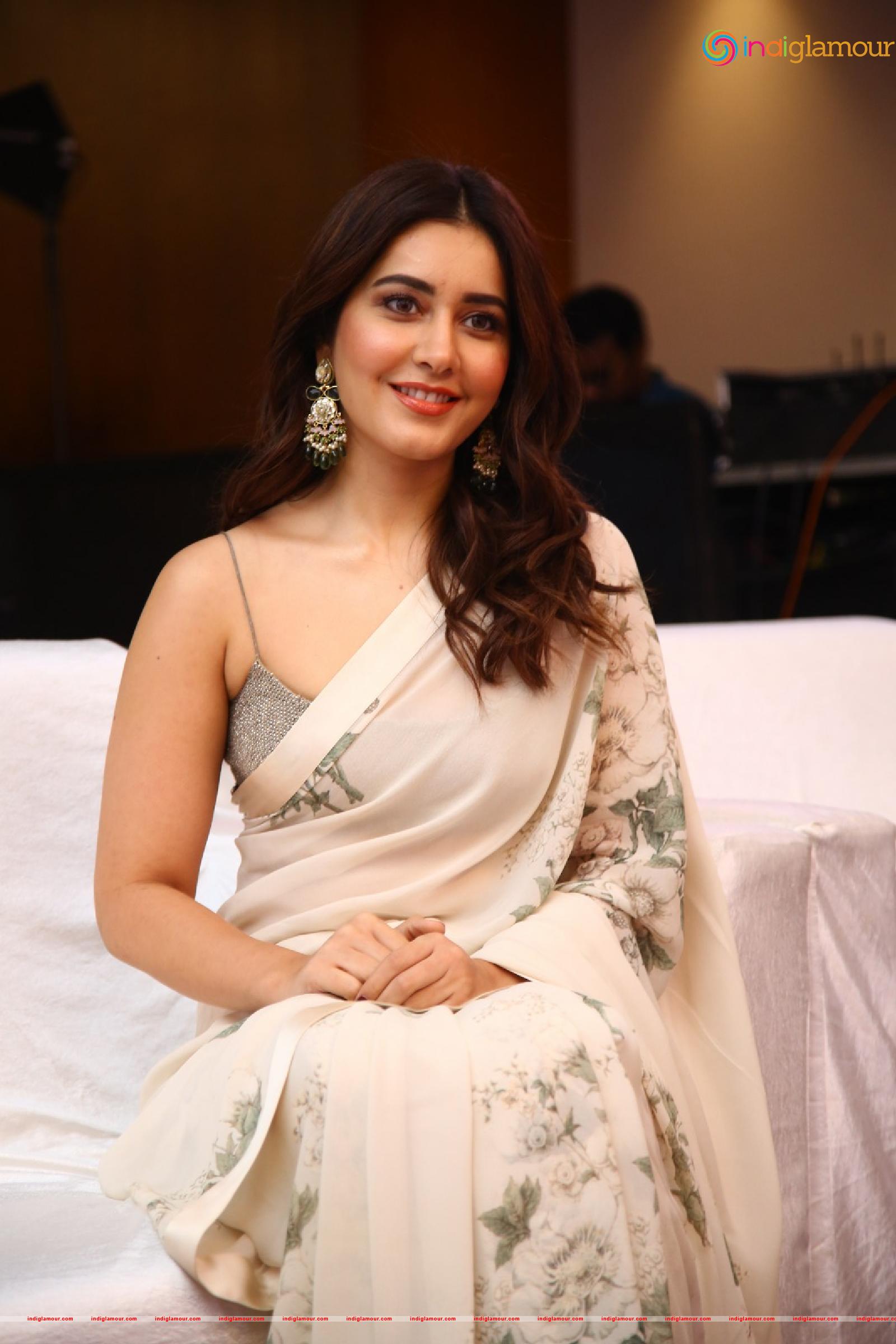 Rashi Khanna Actress hd photo