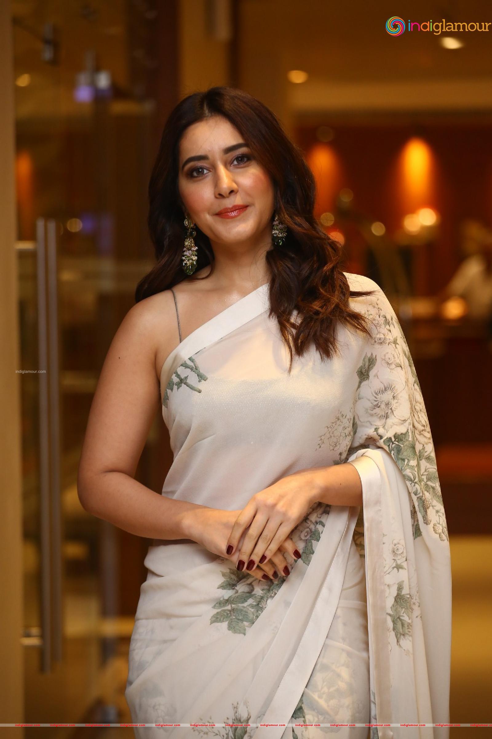 Rashi Khanna Actress hd photo
