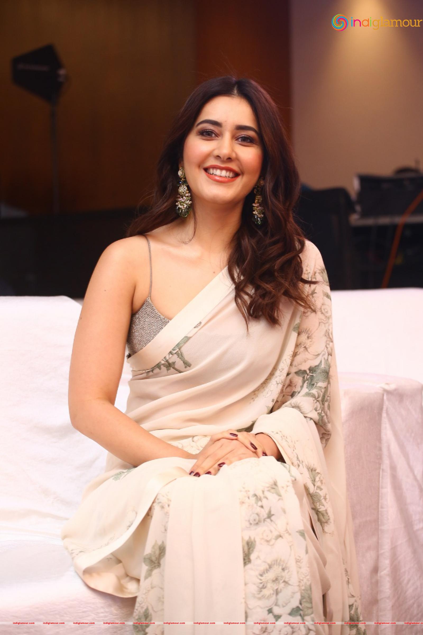 Rashi Khanna Actress hd photo
