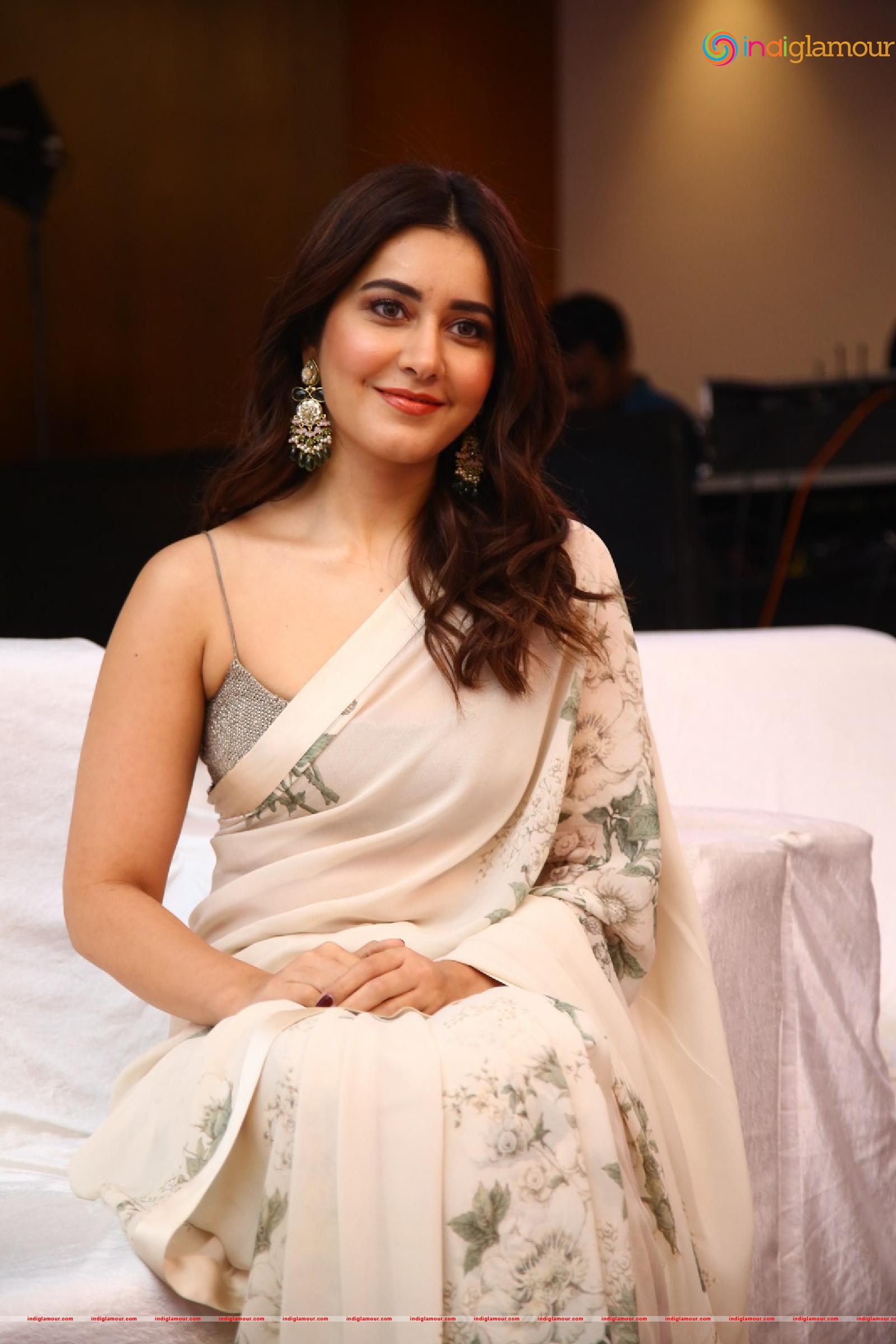 Rashi Khanna Actress hd photo