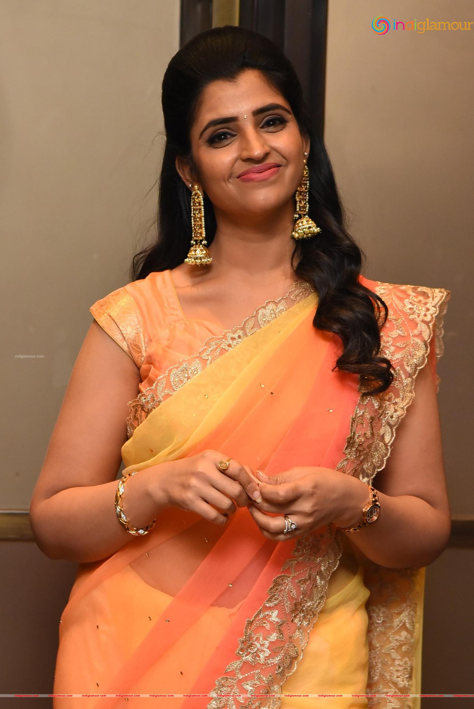 Syamala Actress hd photo