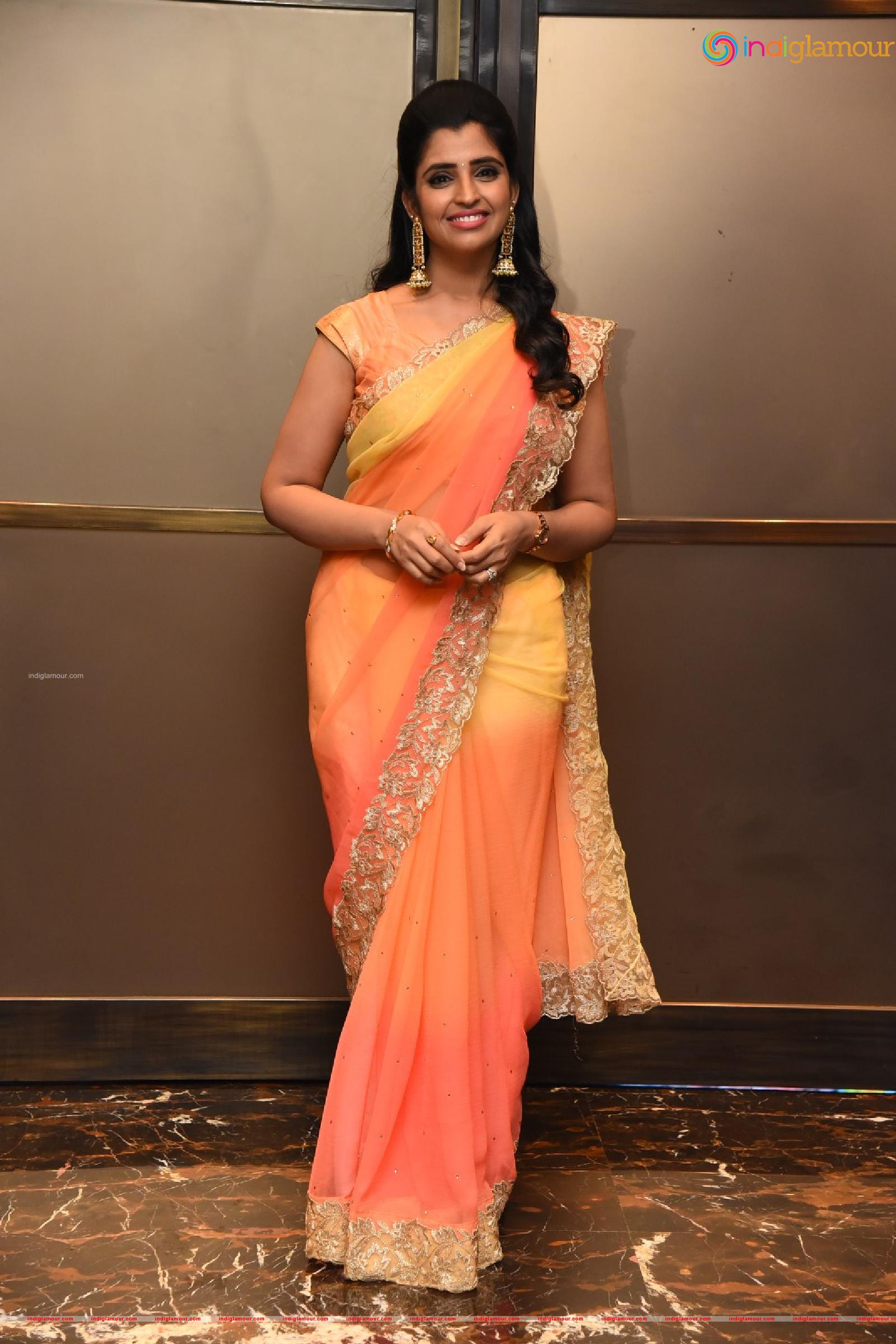 Syamala Actress hd photo