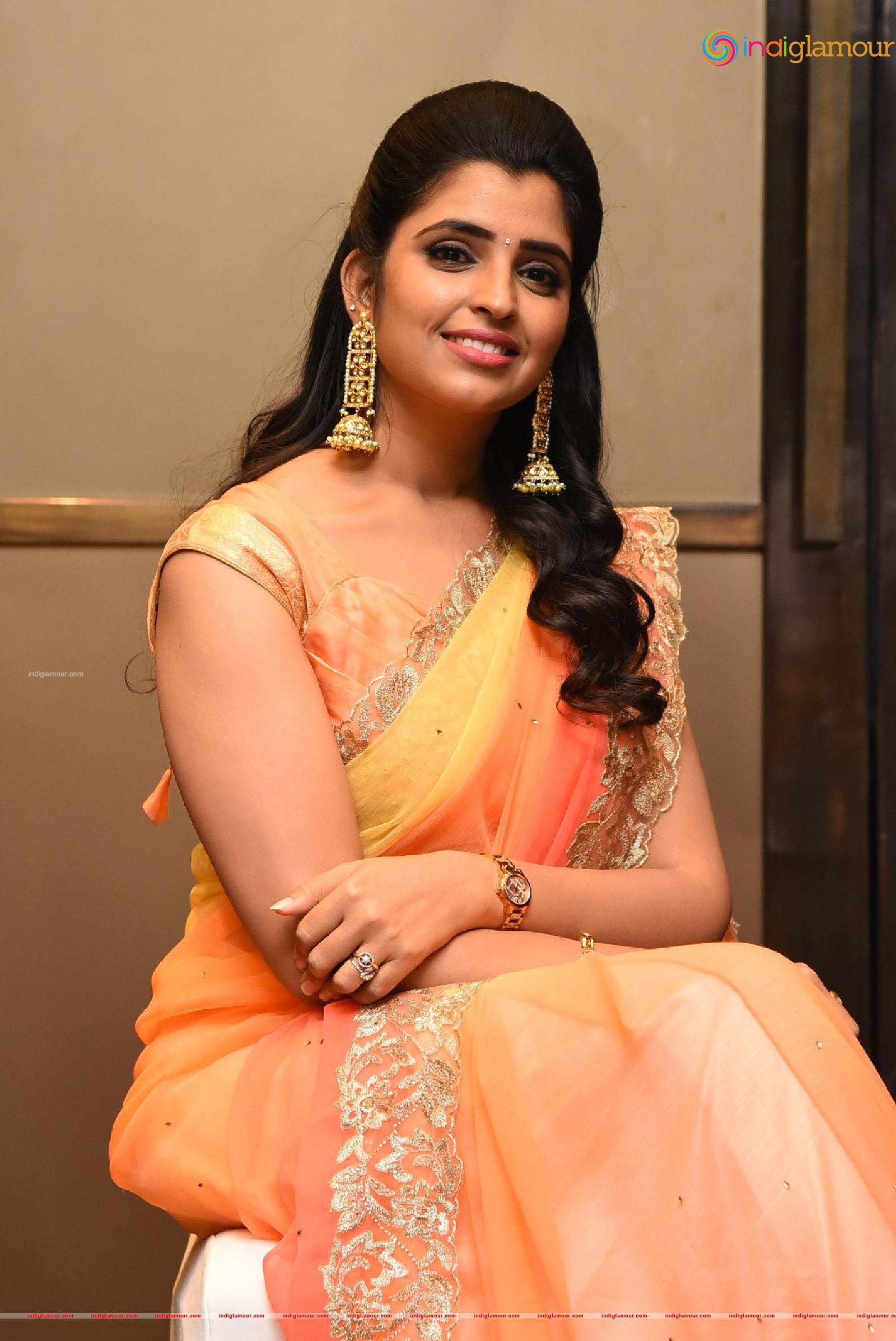 Syamala Actress hd photo