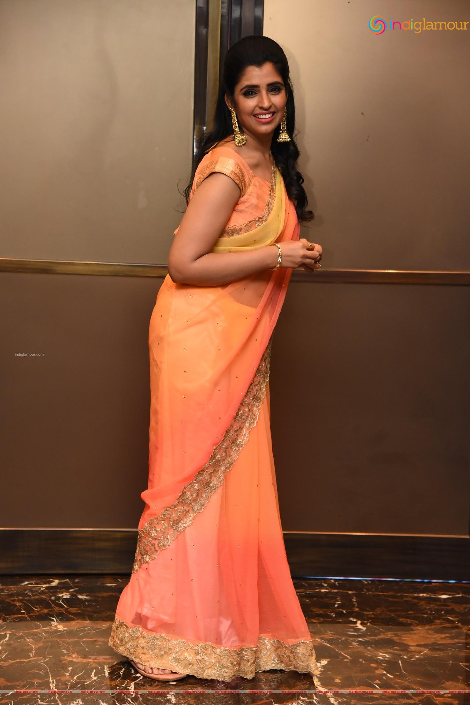 Syamala Actress hd photo