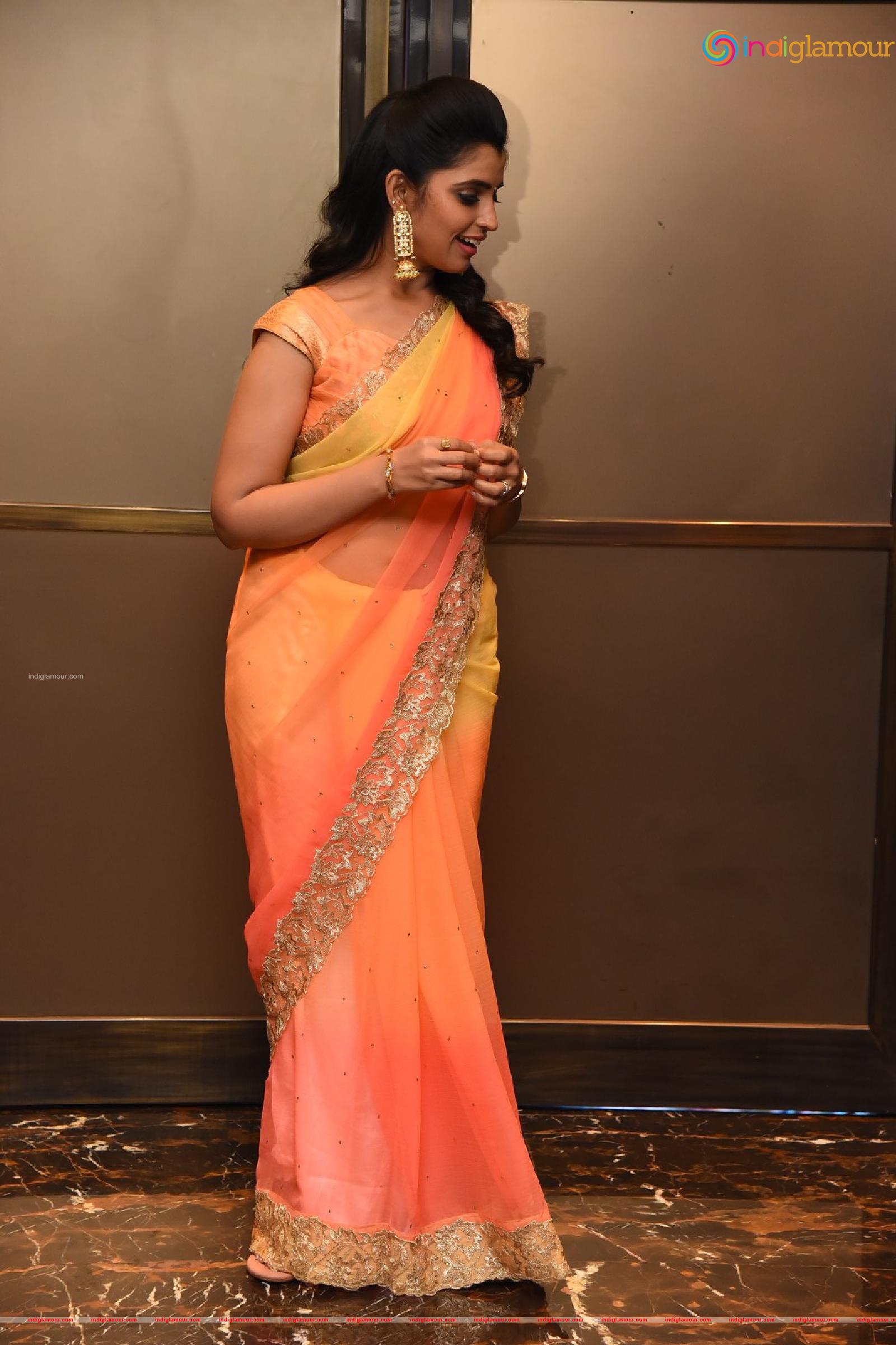 Syamala Actress hd photo