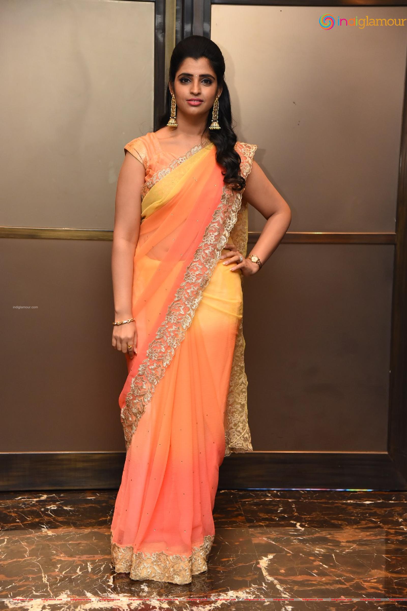 Syamala Actress hd photo