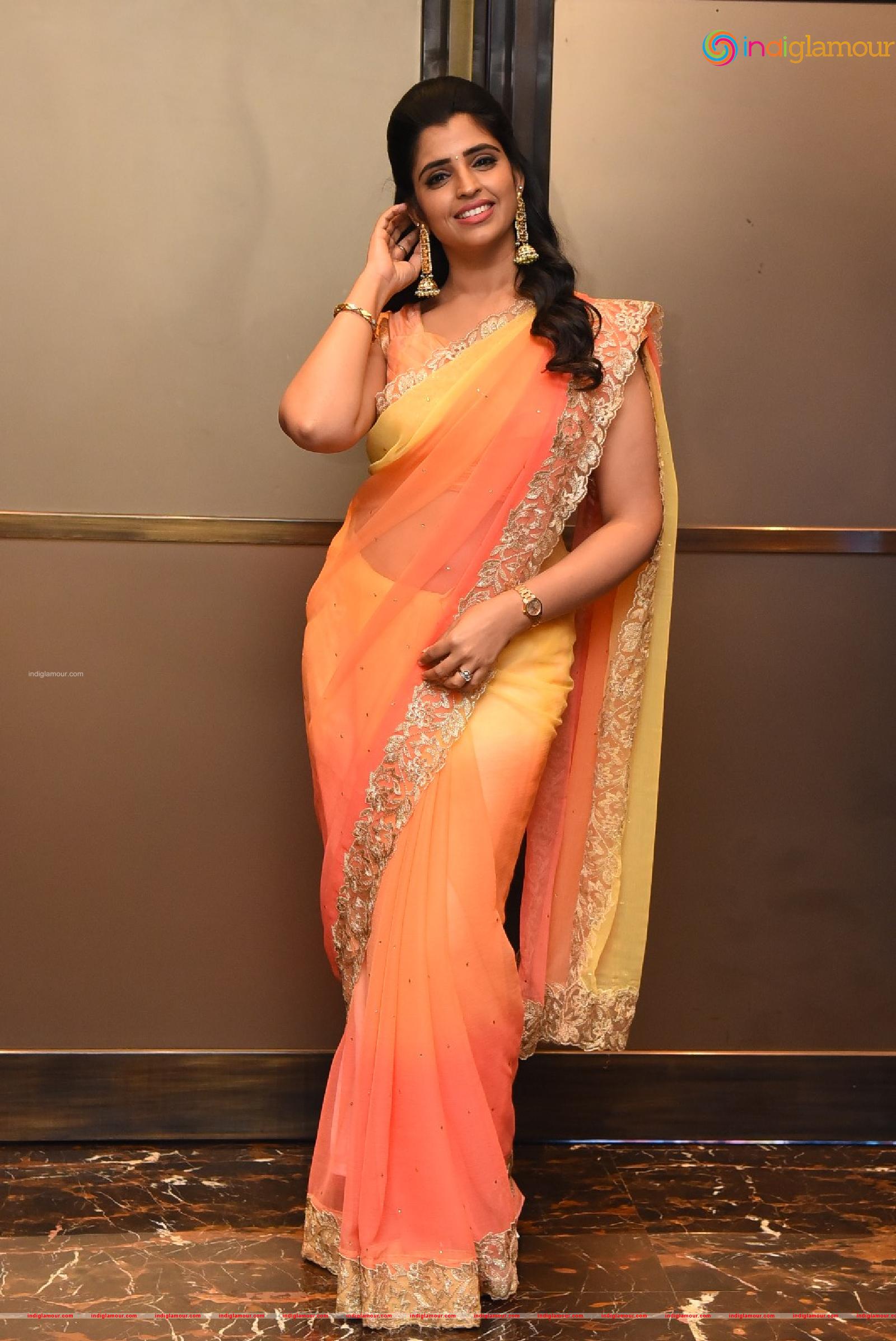 Syamala Actress hd photo