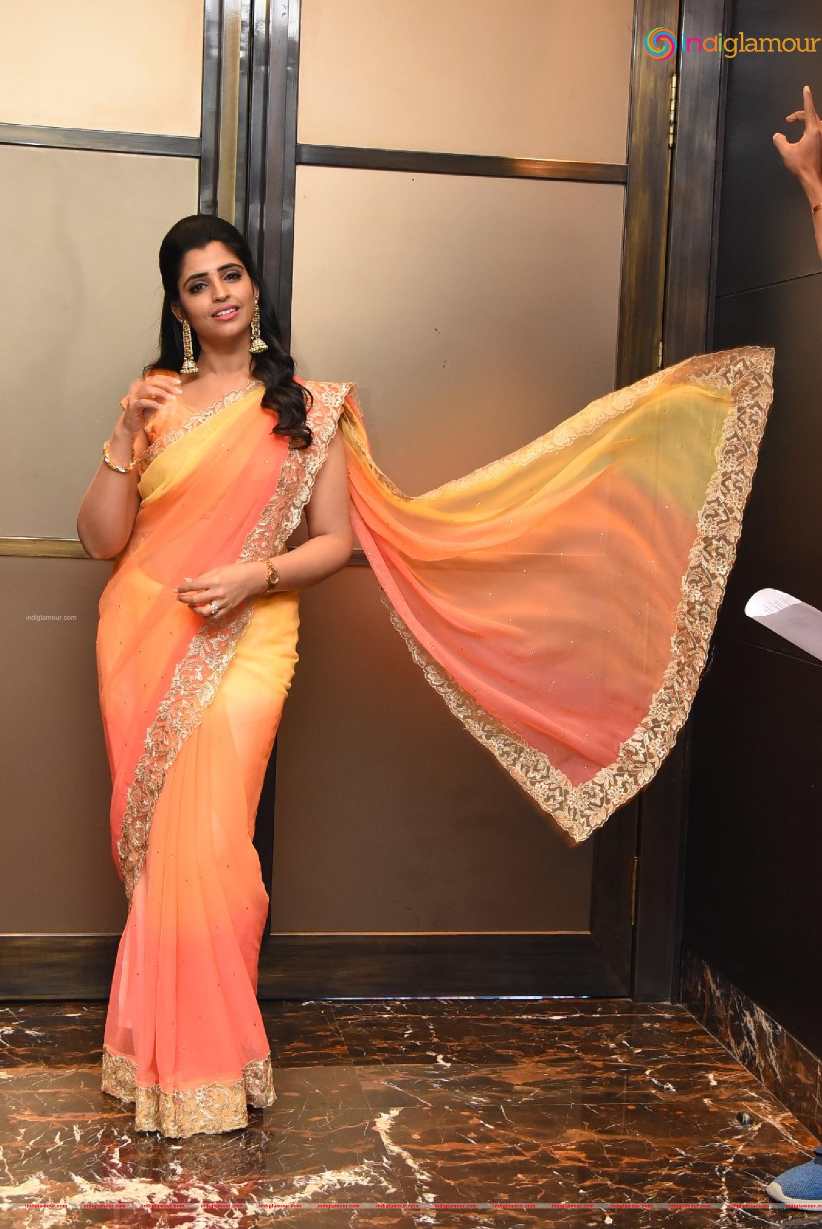 Syamala Actress hd photo