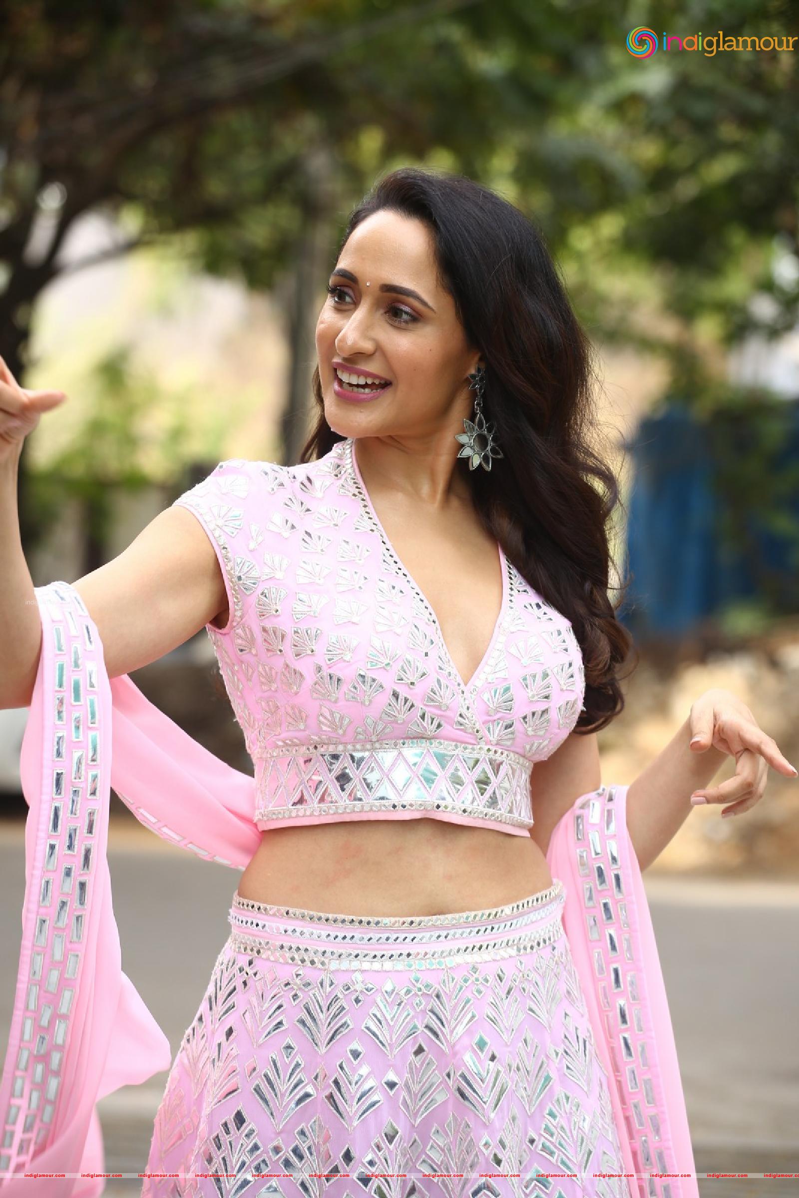 Pragya Jaiswal Actress hd photo