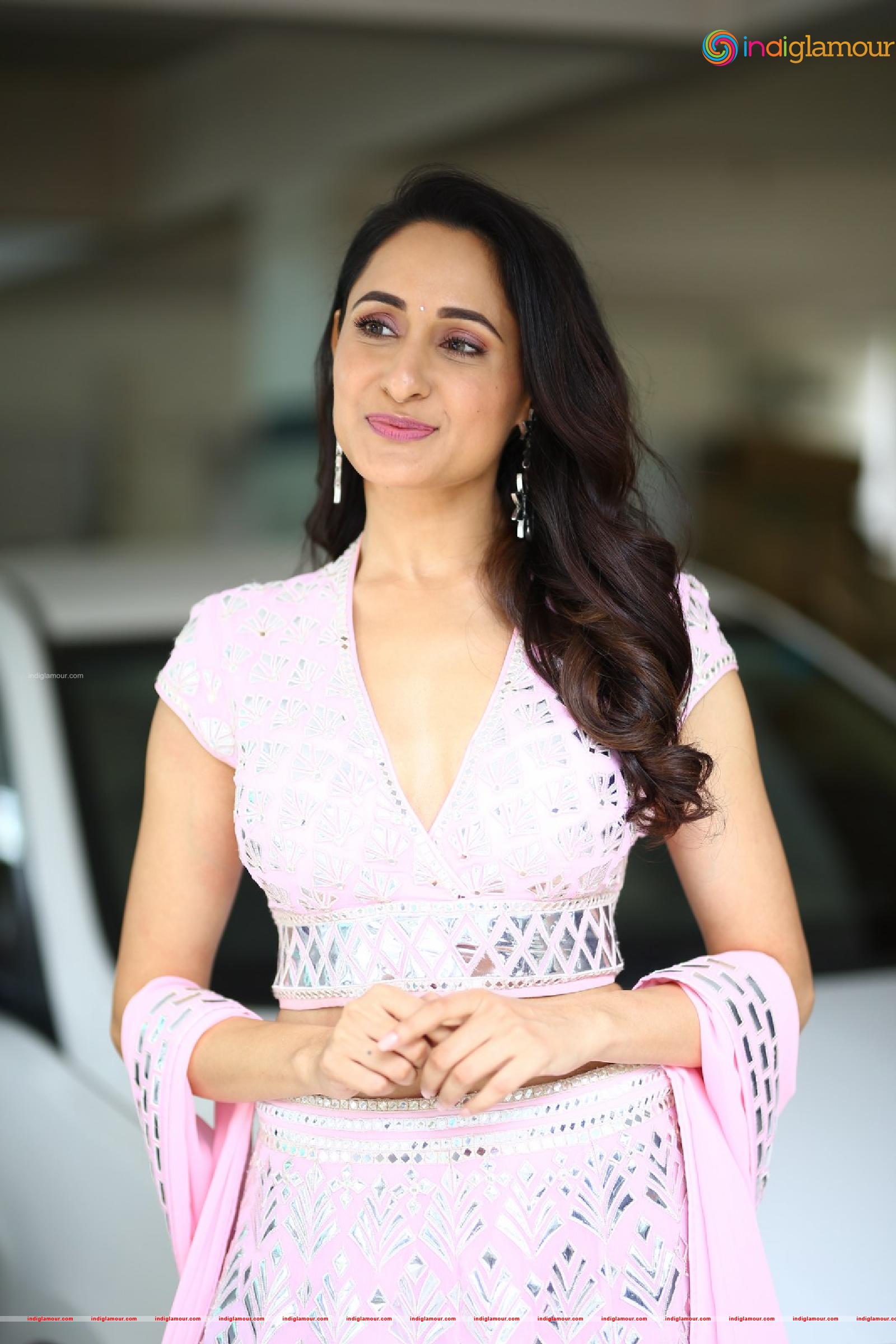 Pragya Jaiswal Actress hd photo
