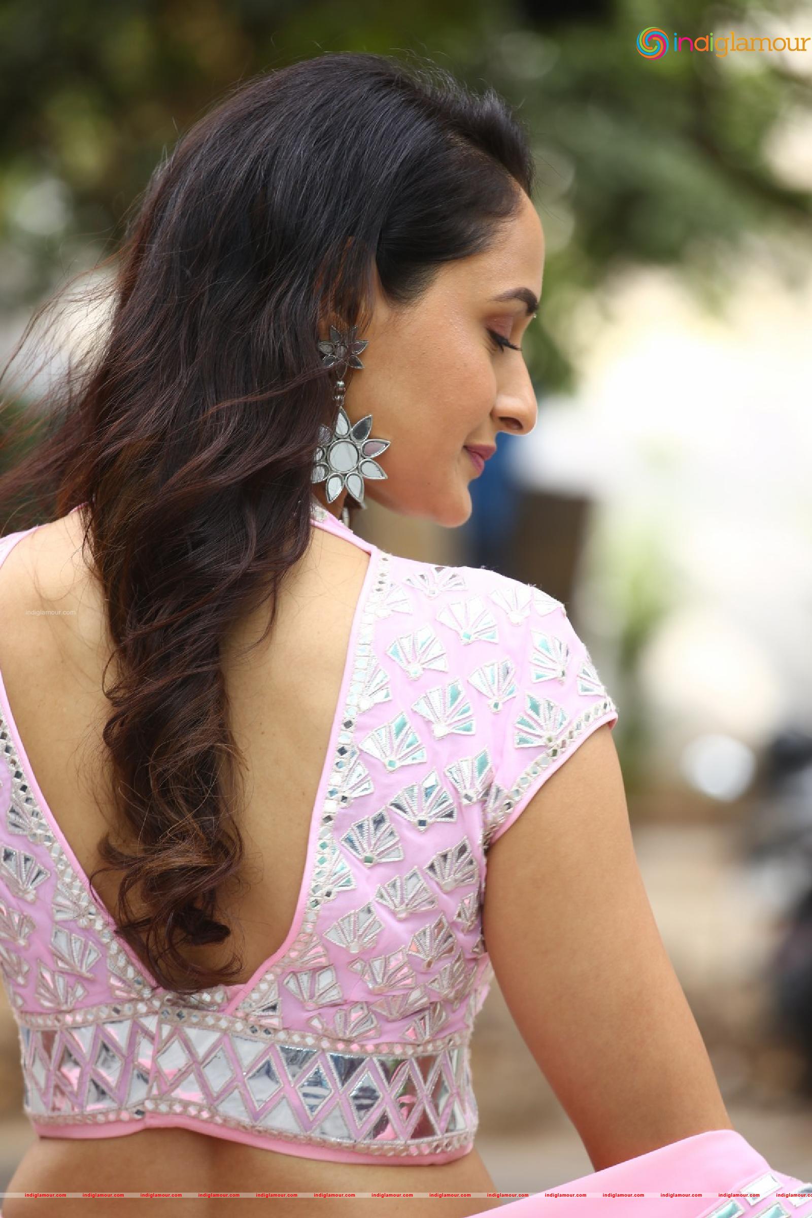 Pragya Jaiswal Actress hd photo