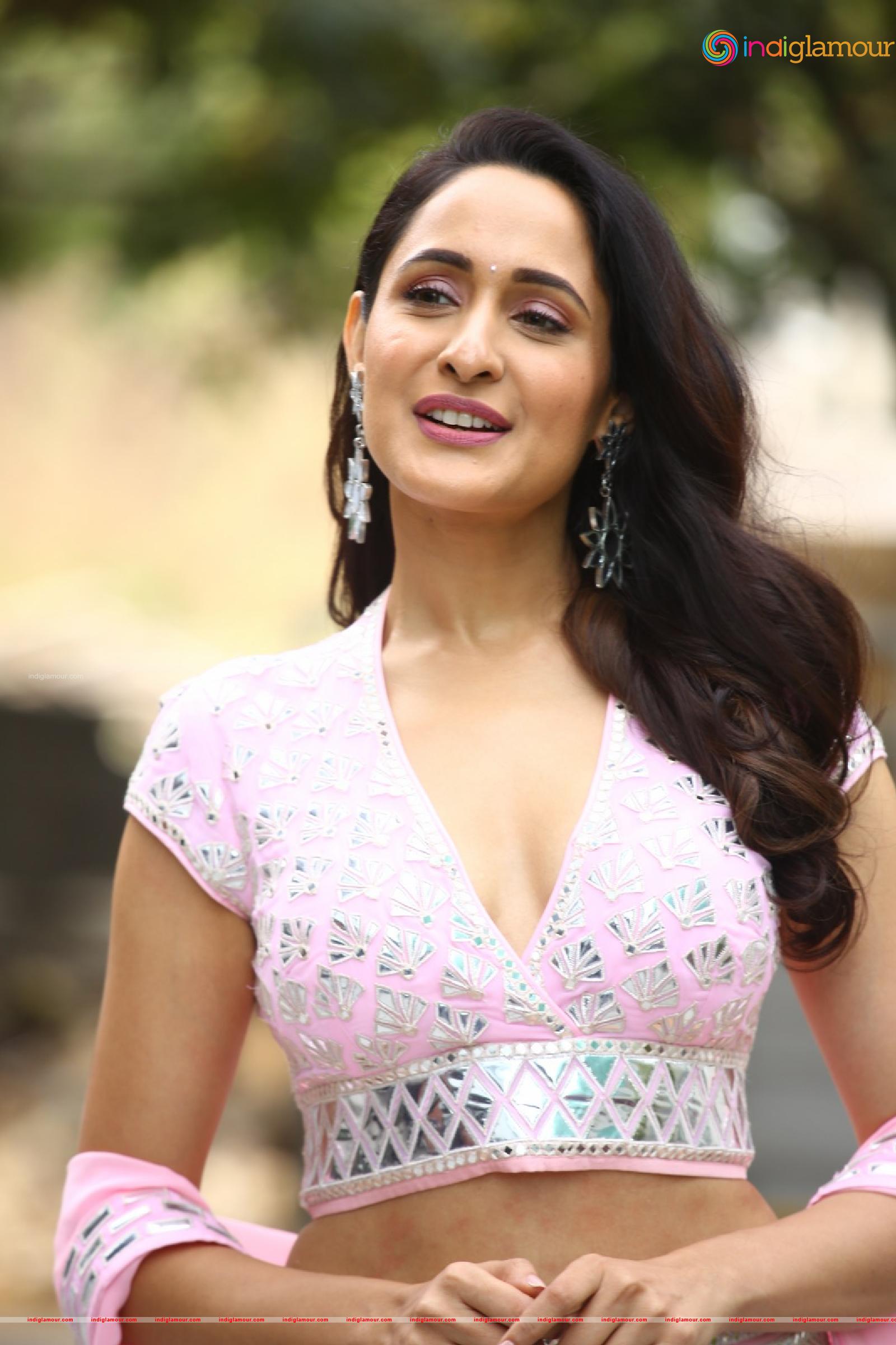 Pragya Jaiswal Actress hd photo