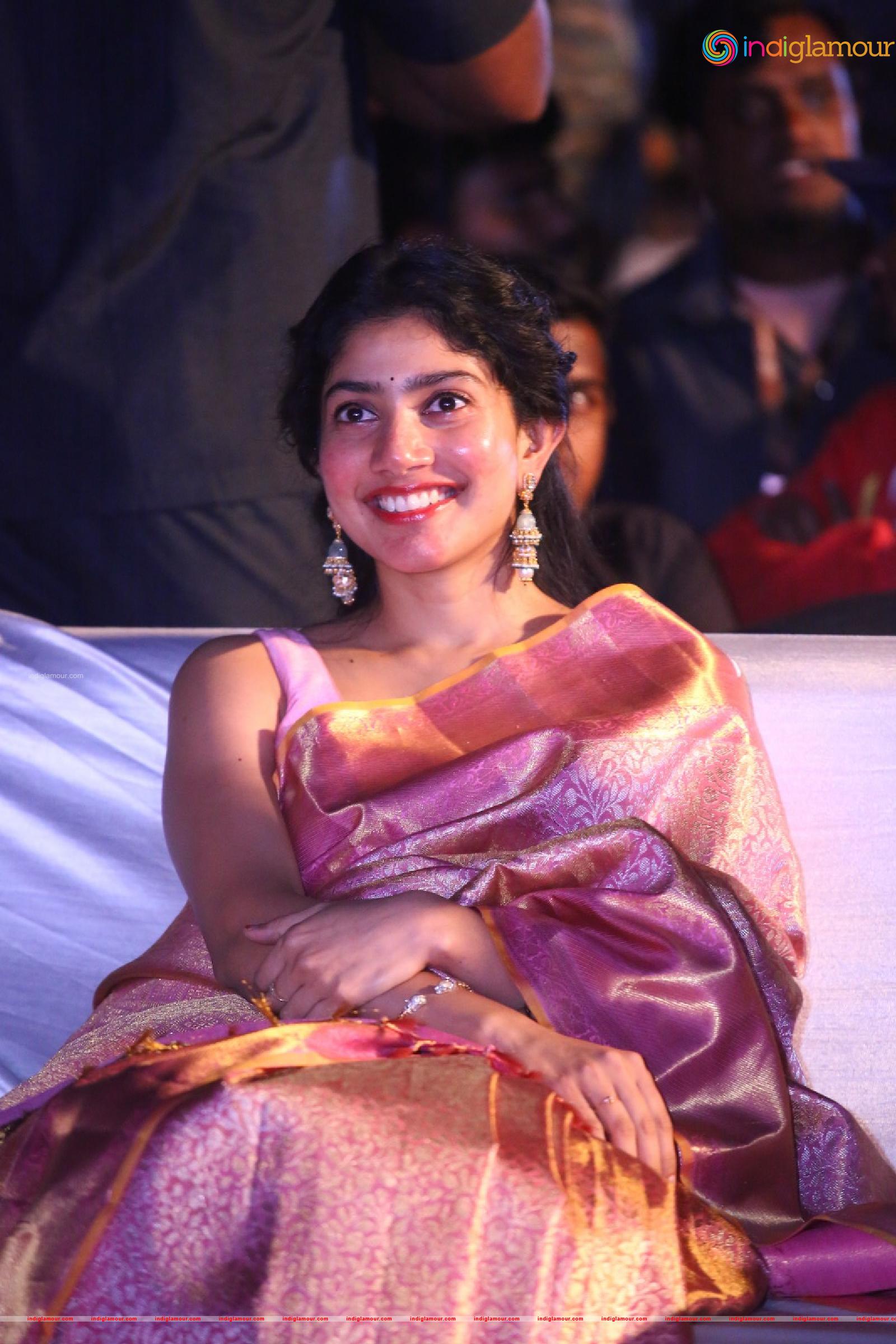 Sai Pallavi Actress hd photo
