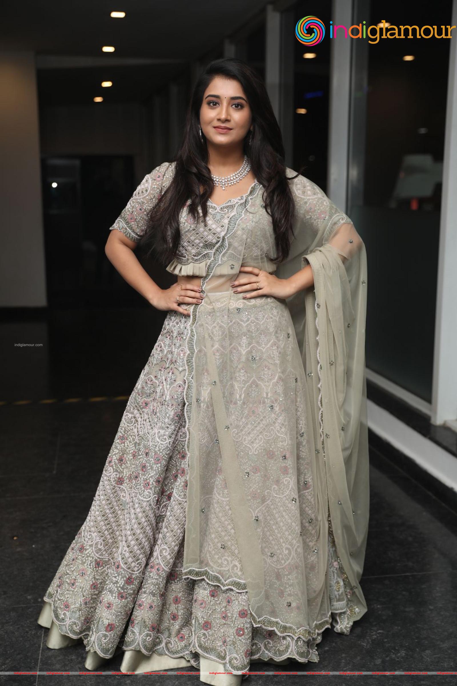 Rashi Singh Actress hd photo