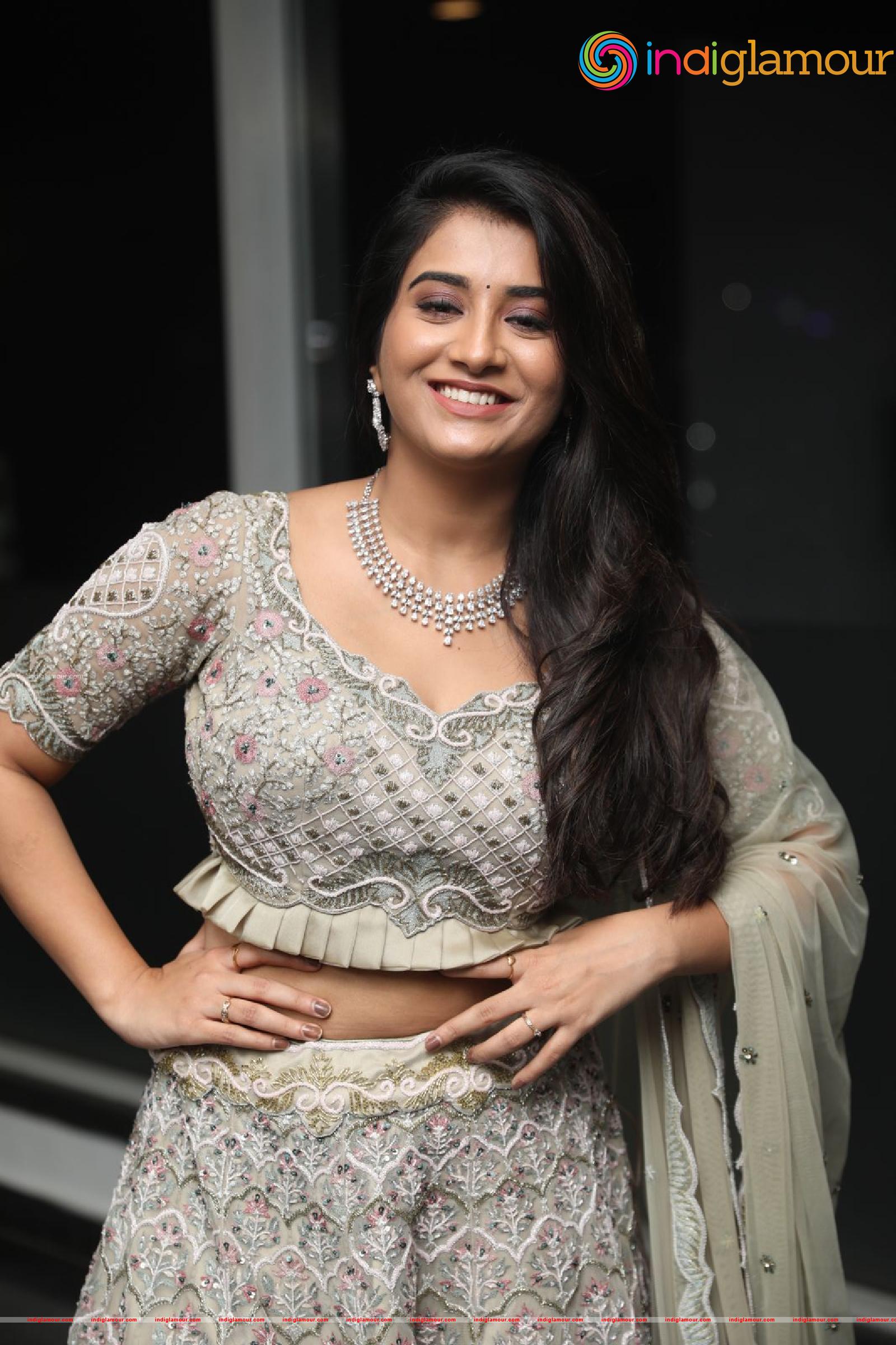 Rashi Singh Actress hd photo