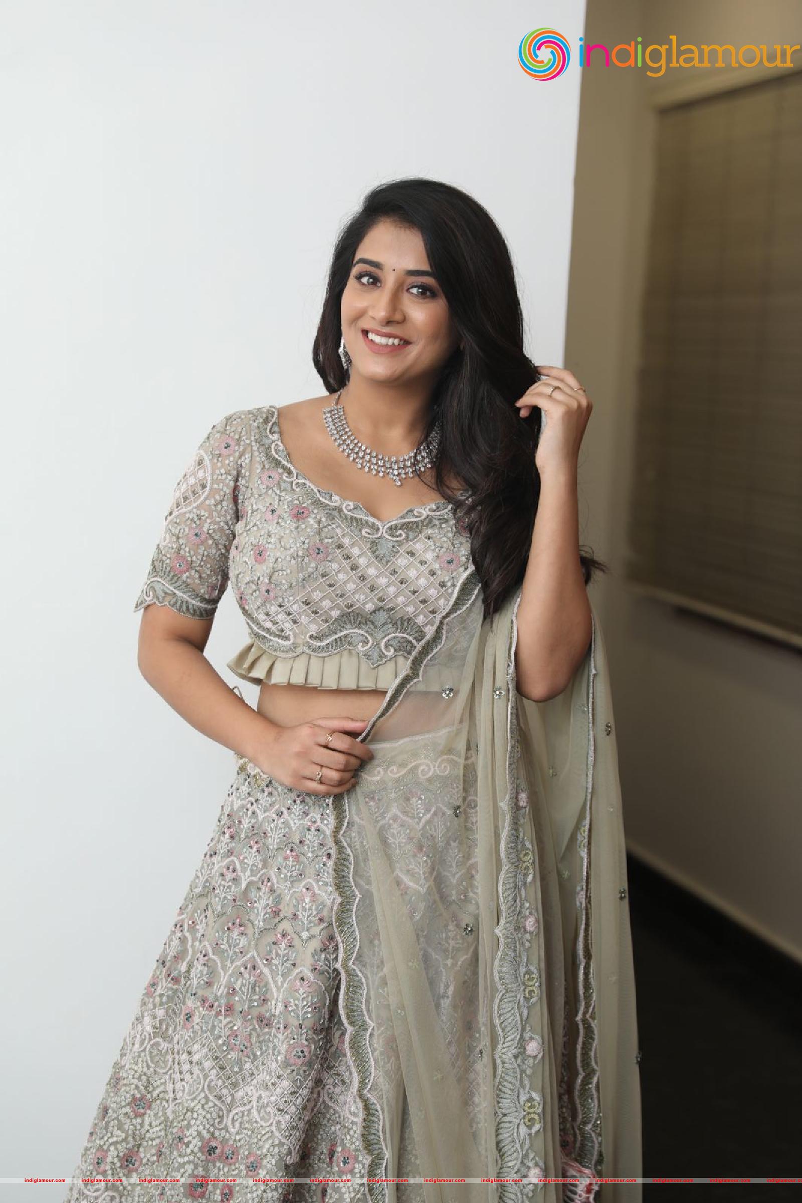Rashi Singh Actress hd photo