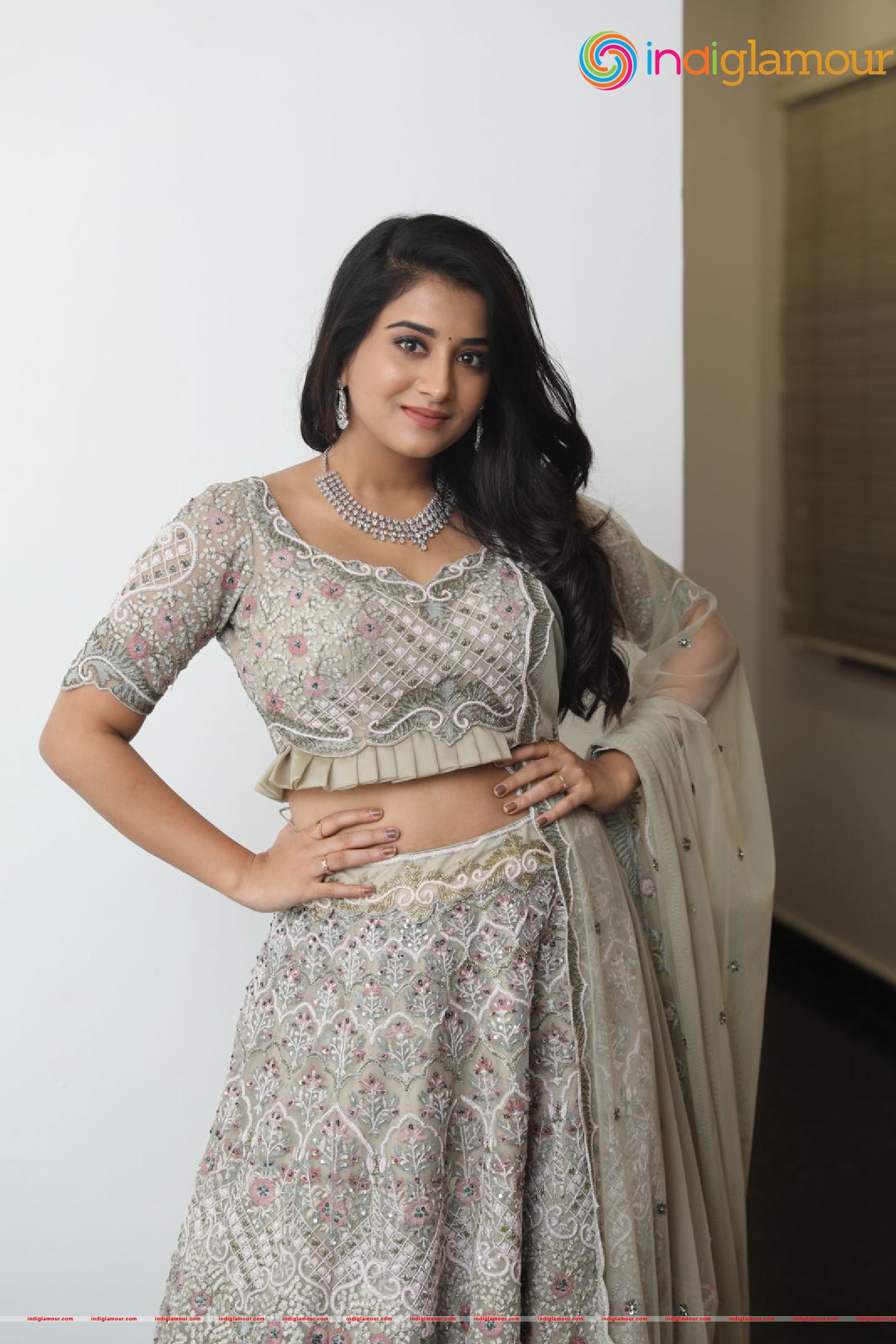 Rashi Singh Actress hd photo