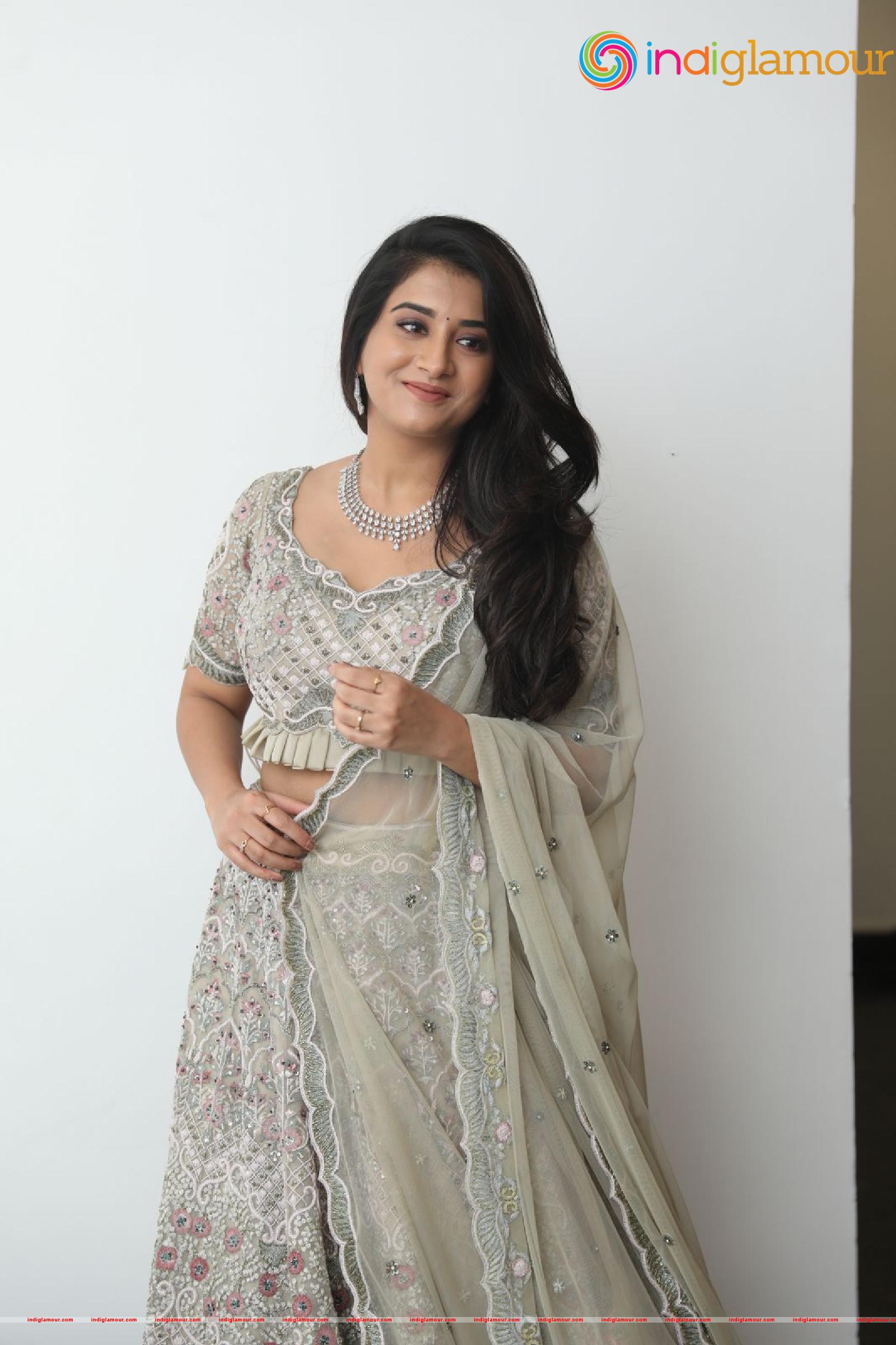 Rashi Singh Actress hd photo