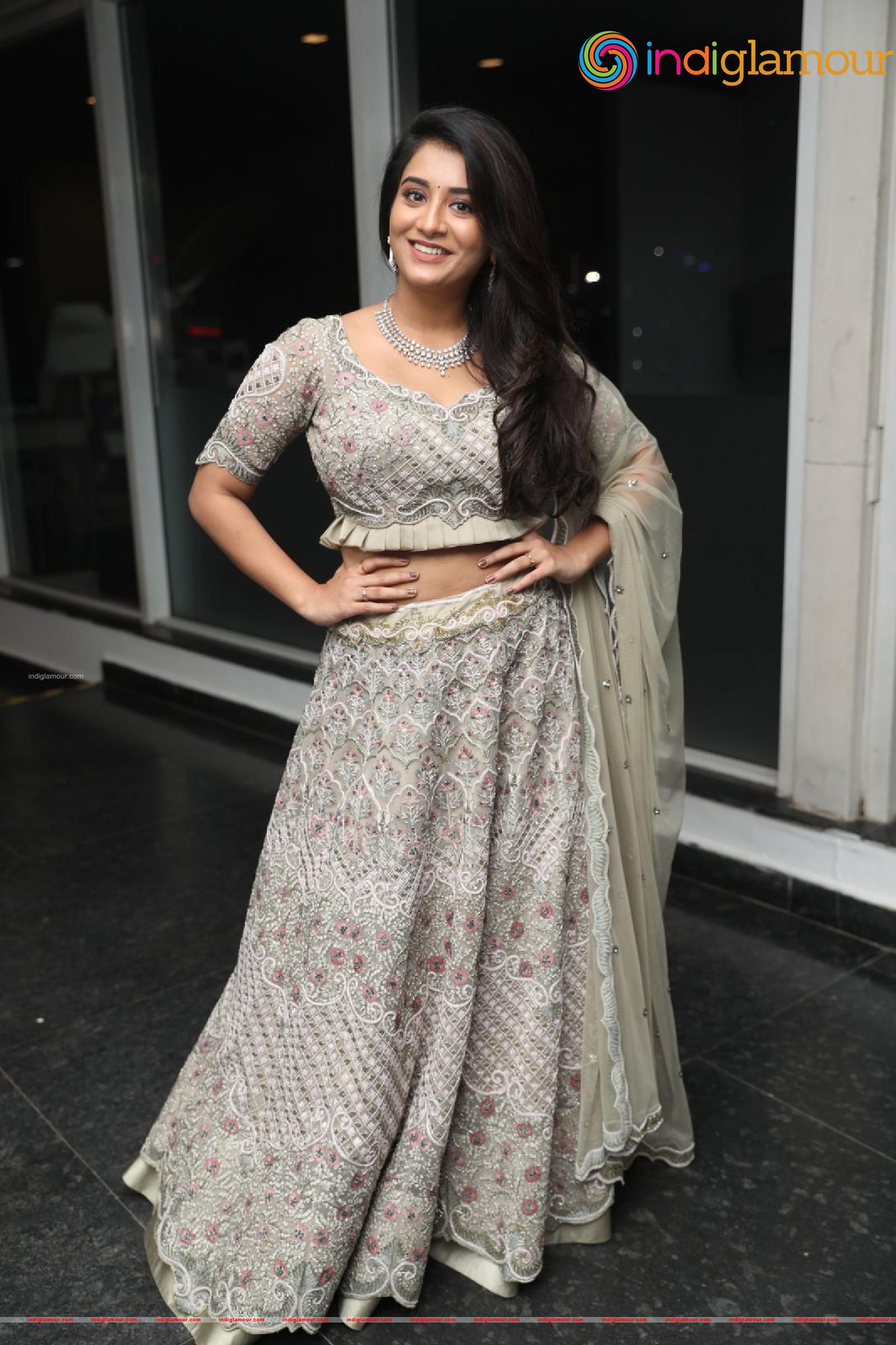 Rashi Singh Actress hd photo